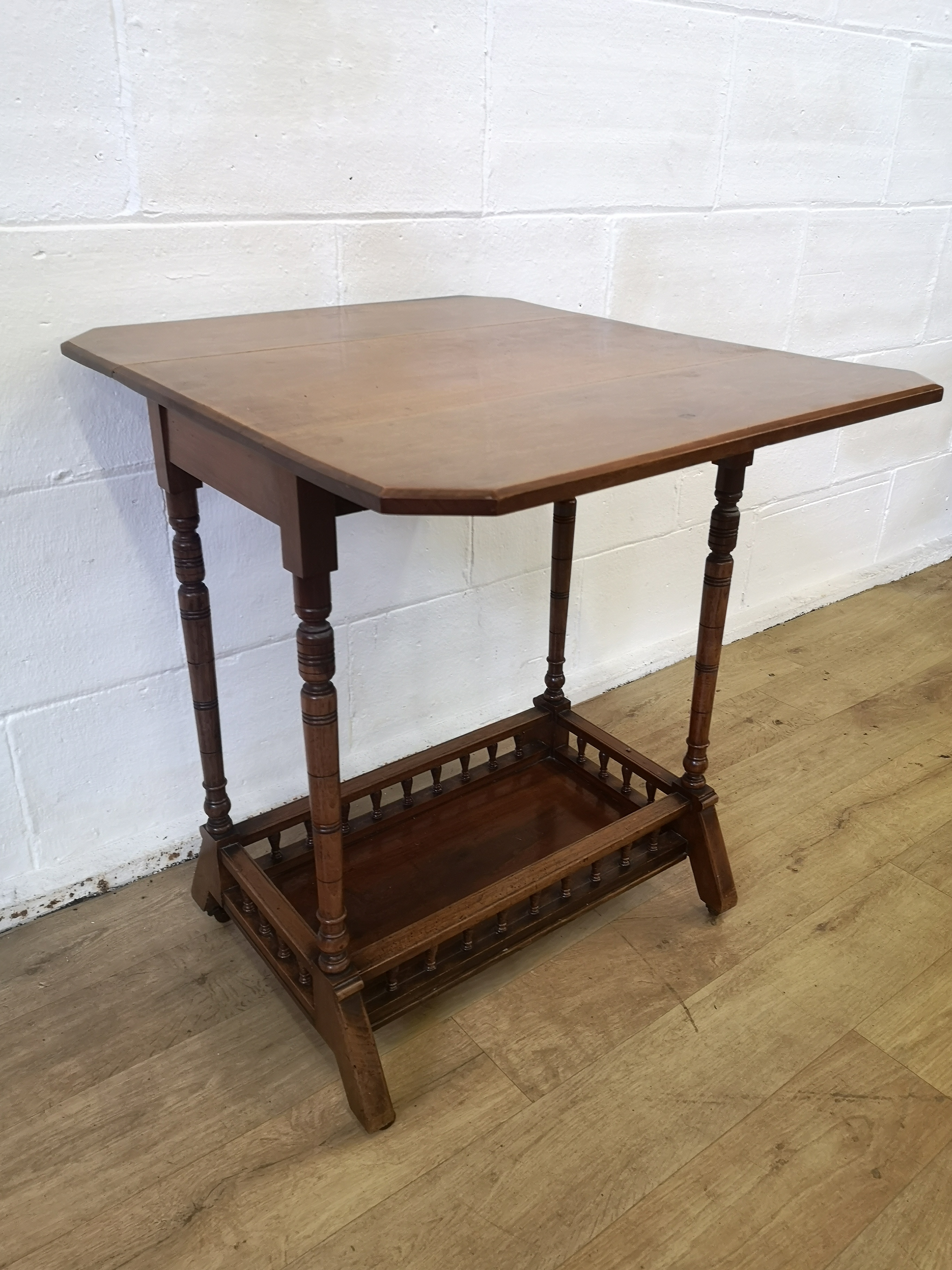 Mahogany drop leaf side table with canted corners - Image 7 of 7