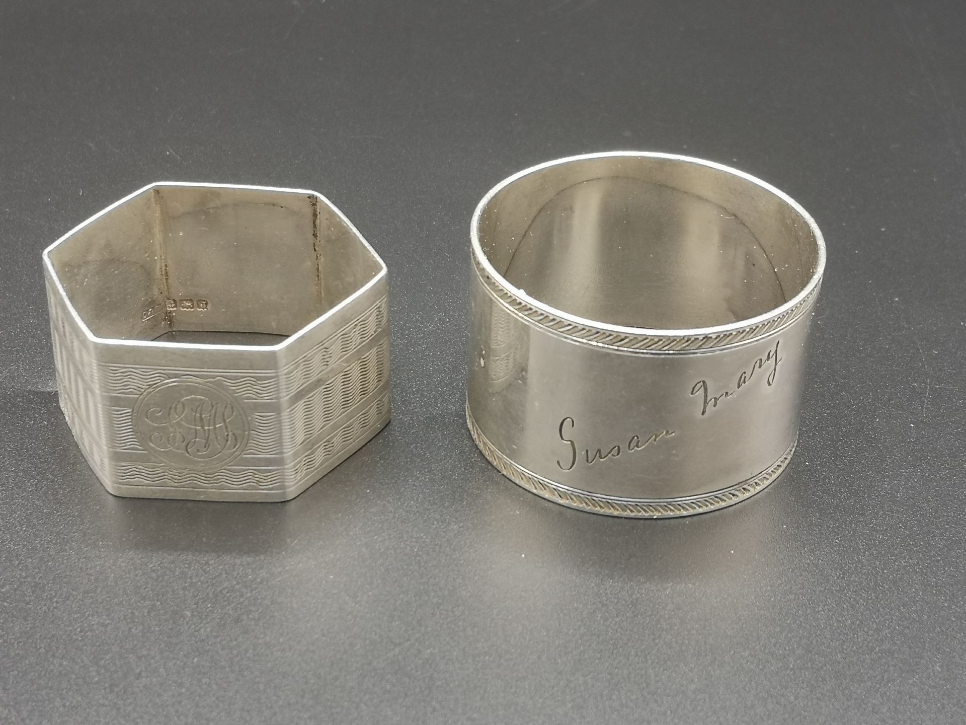 Elkington silver beaker, 1926 together with two silver napkin rings - Image 5 of 7