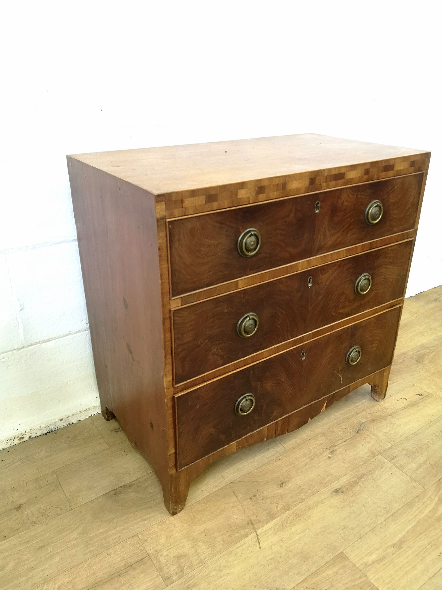 Victorian mahogany chest of drawers - Image 2 of 6