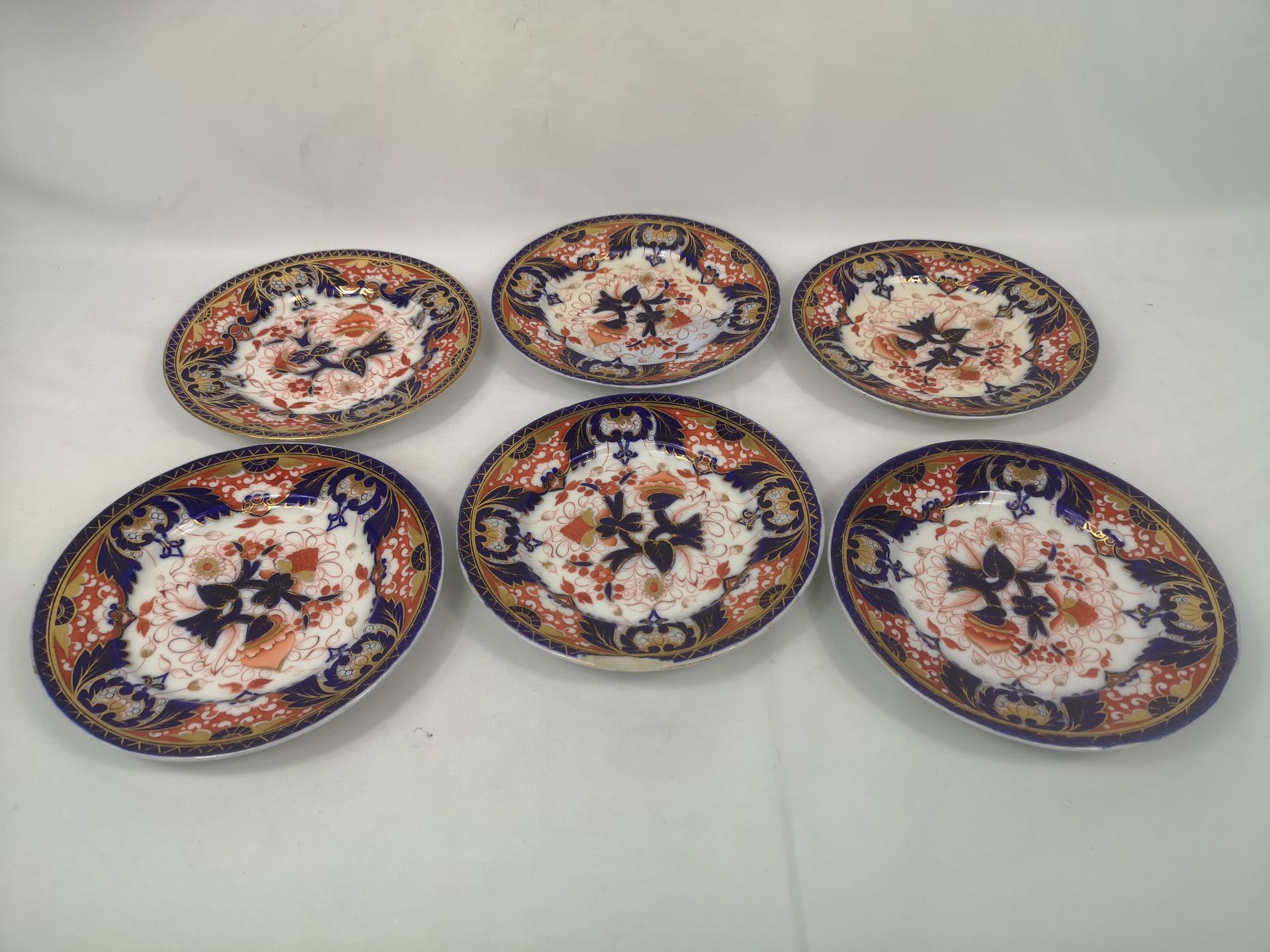 Six decorative plates with gilt highlights - Image 5 of 5