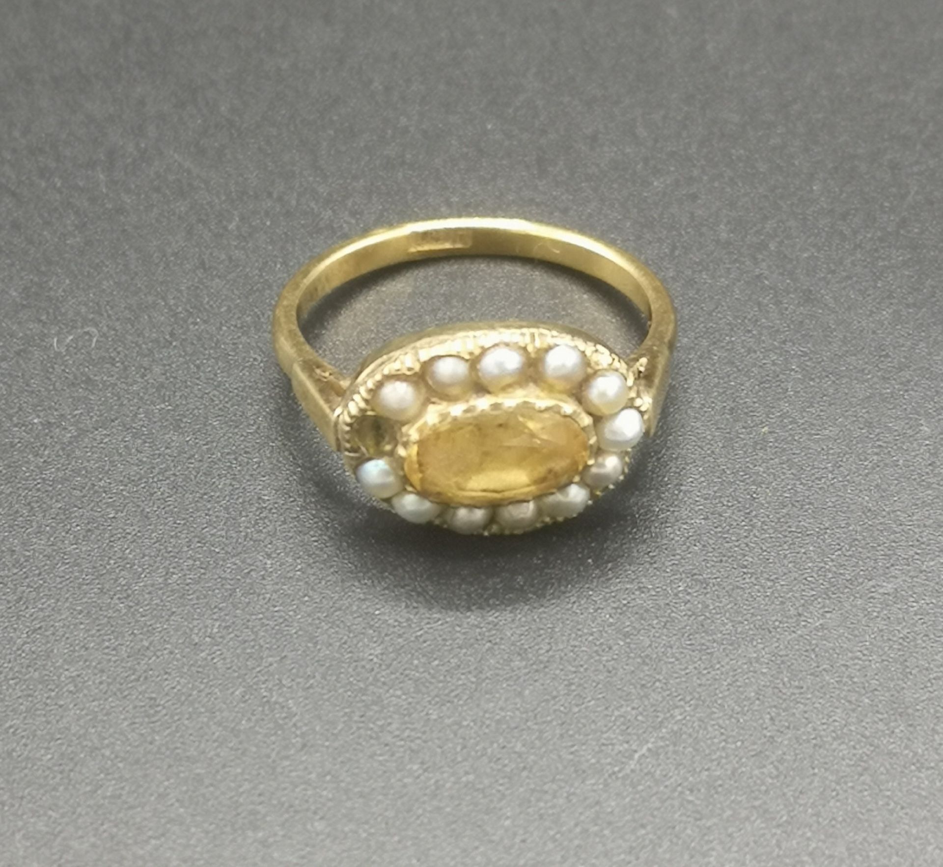 19th century, 18ct gold mourning ring