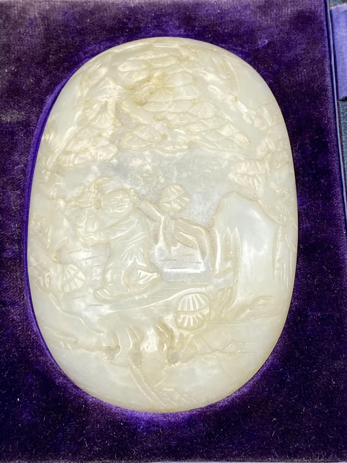 White Jade hand carved plaque - Image 2 of 6