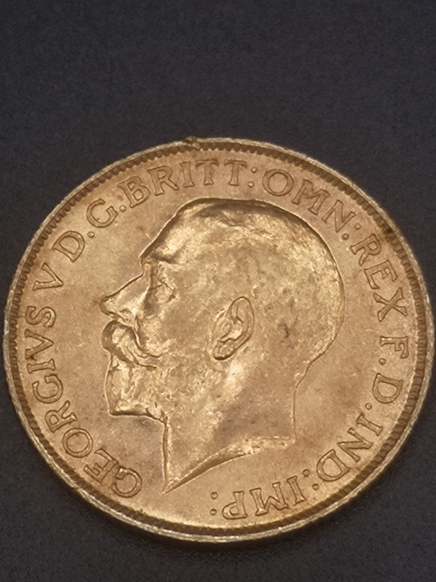 George V gold sovereign 1913 - Image 2 of 4