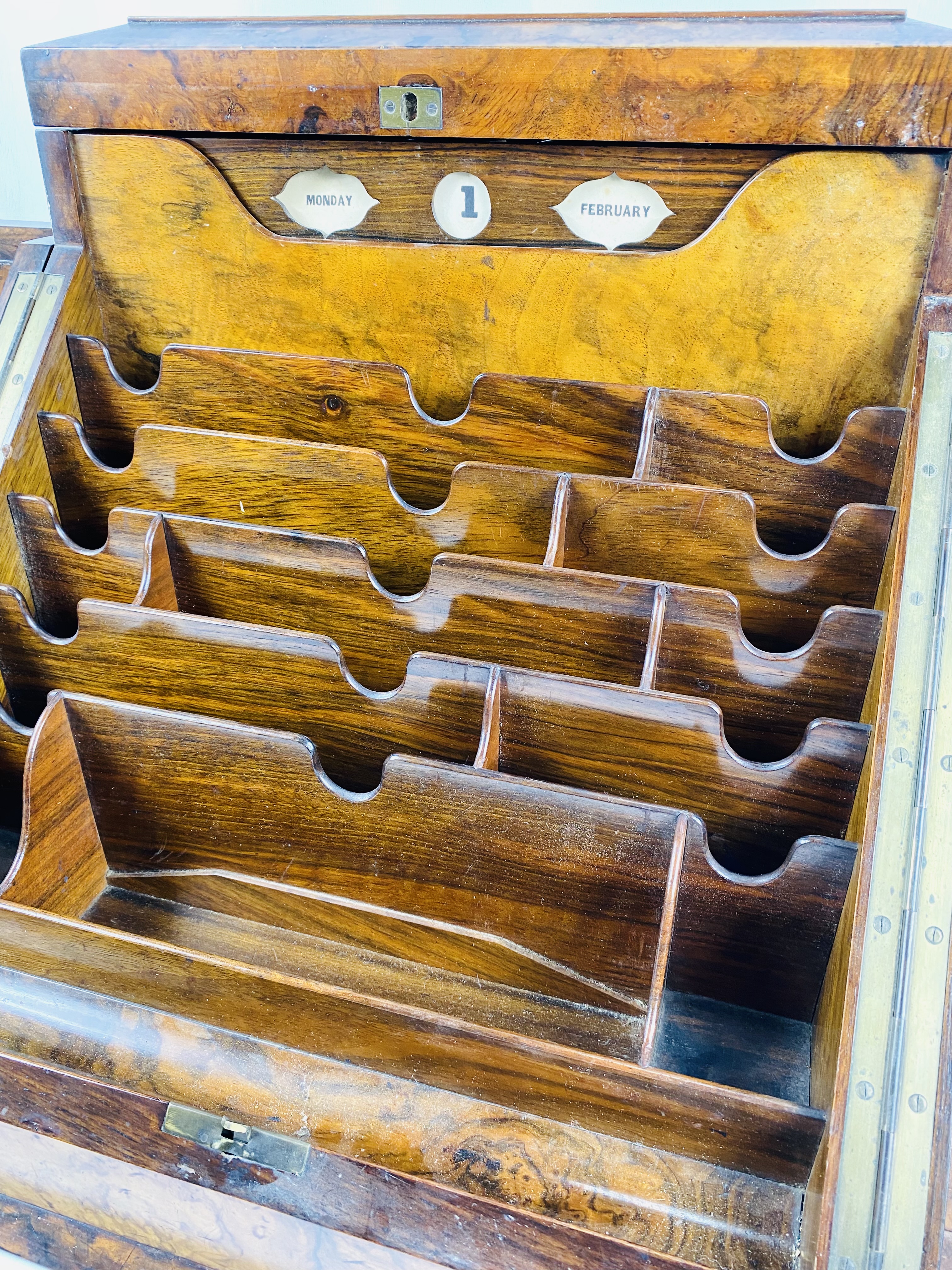 Flame mahogany stationery box - Image 2 of 7