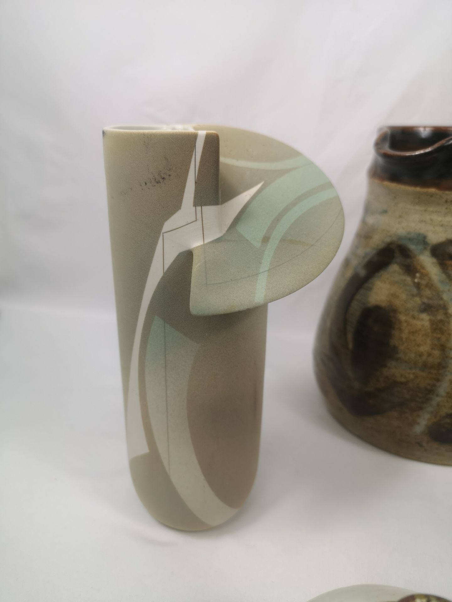 Collection of studio pottery - Image 2 of 12