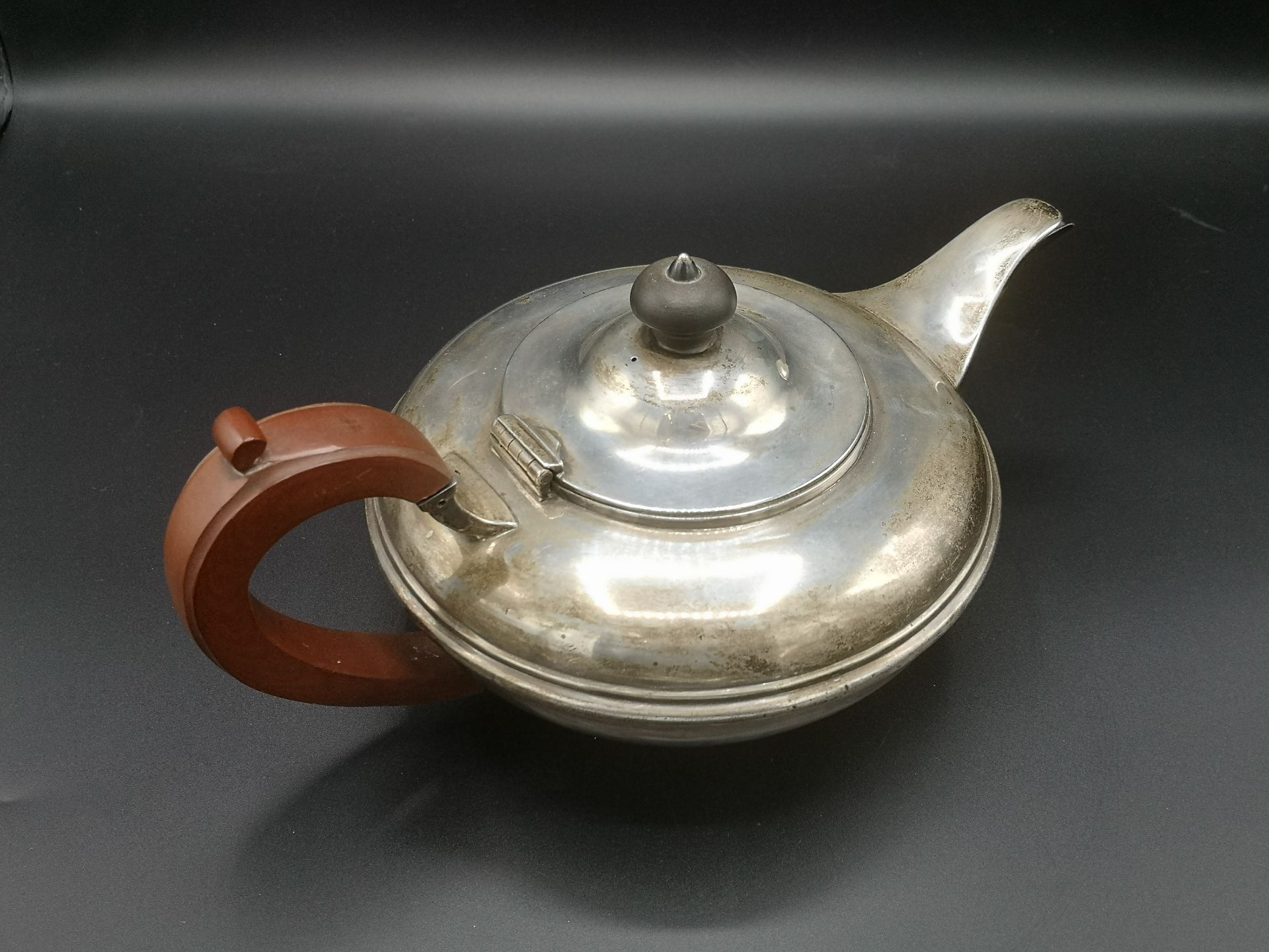 Victorian silver teapot, - Image 2 of 6