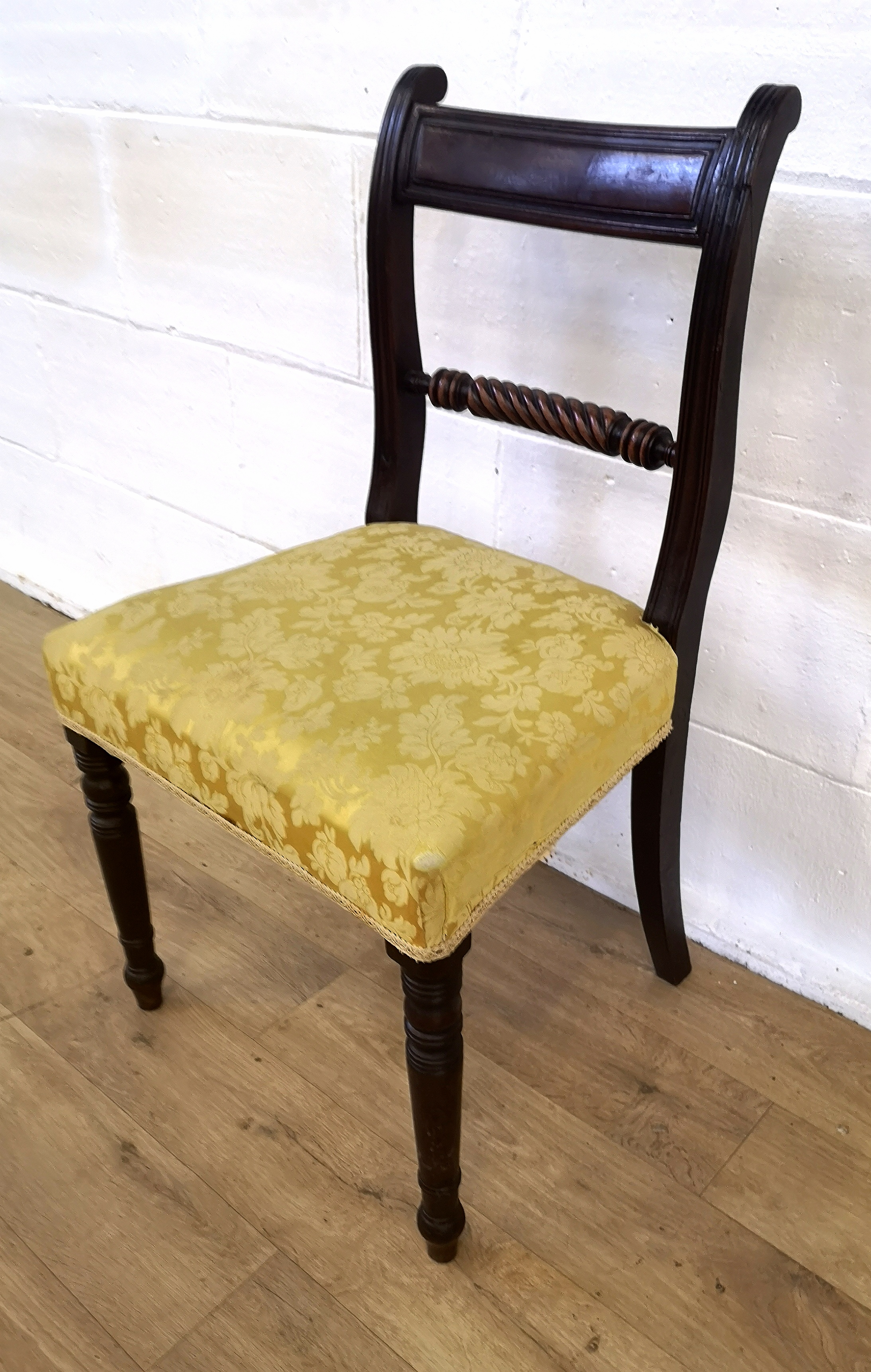 Four mahogany dining chairs - Image 3 of 6