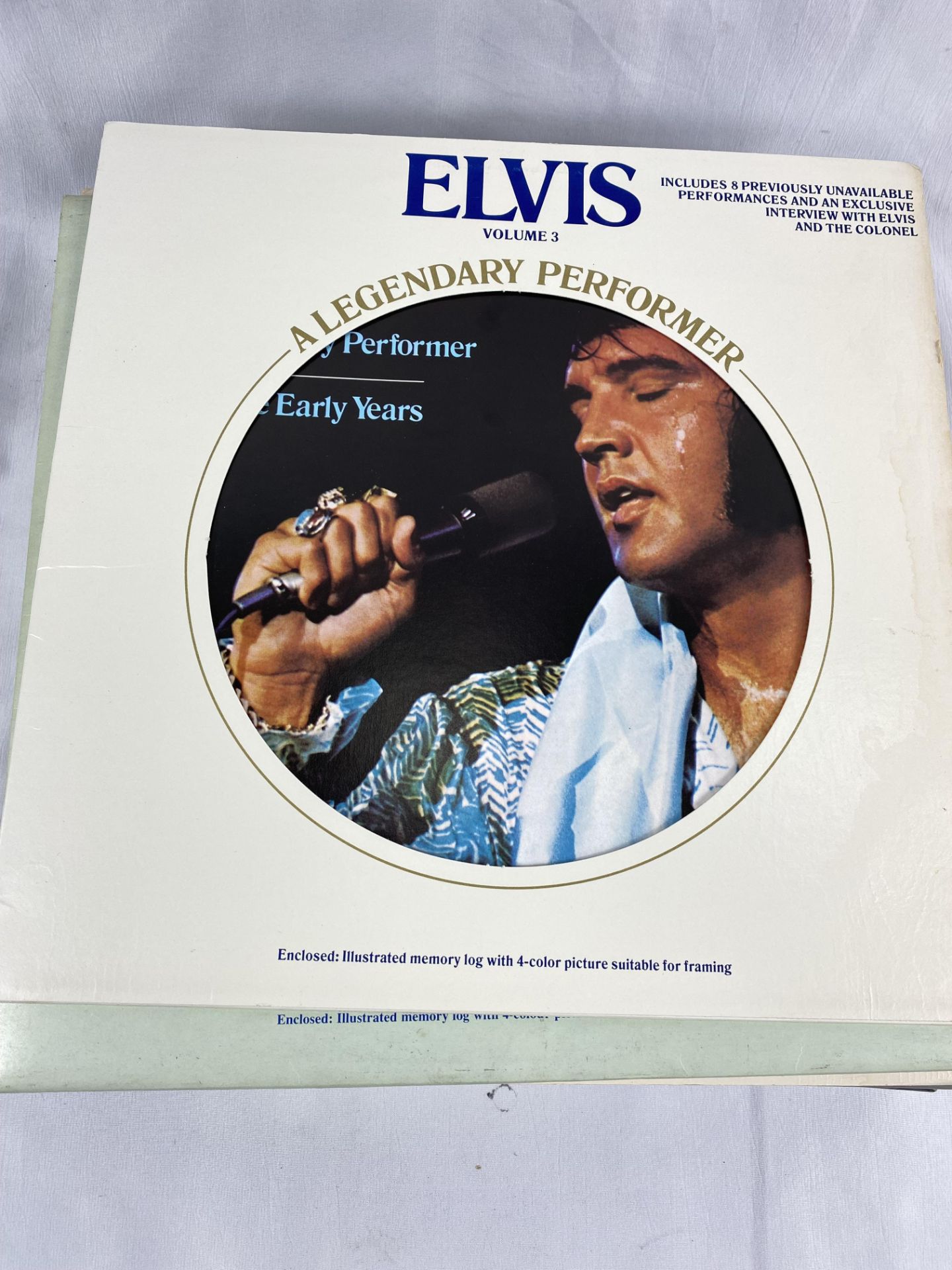 Collection of Elvis Presley records - Image 2 of 6
