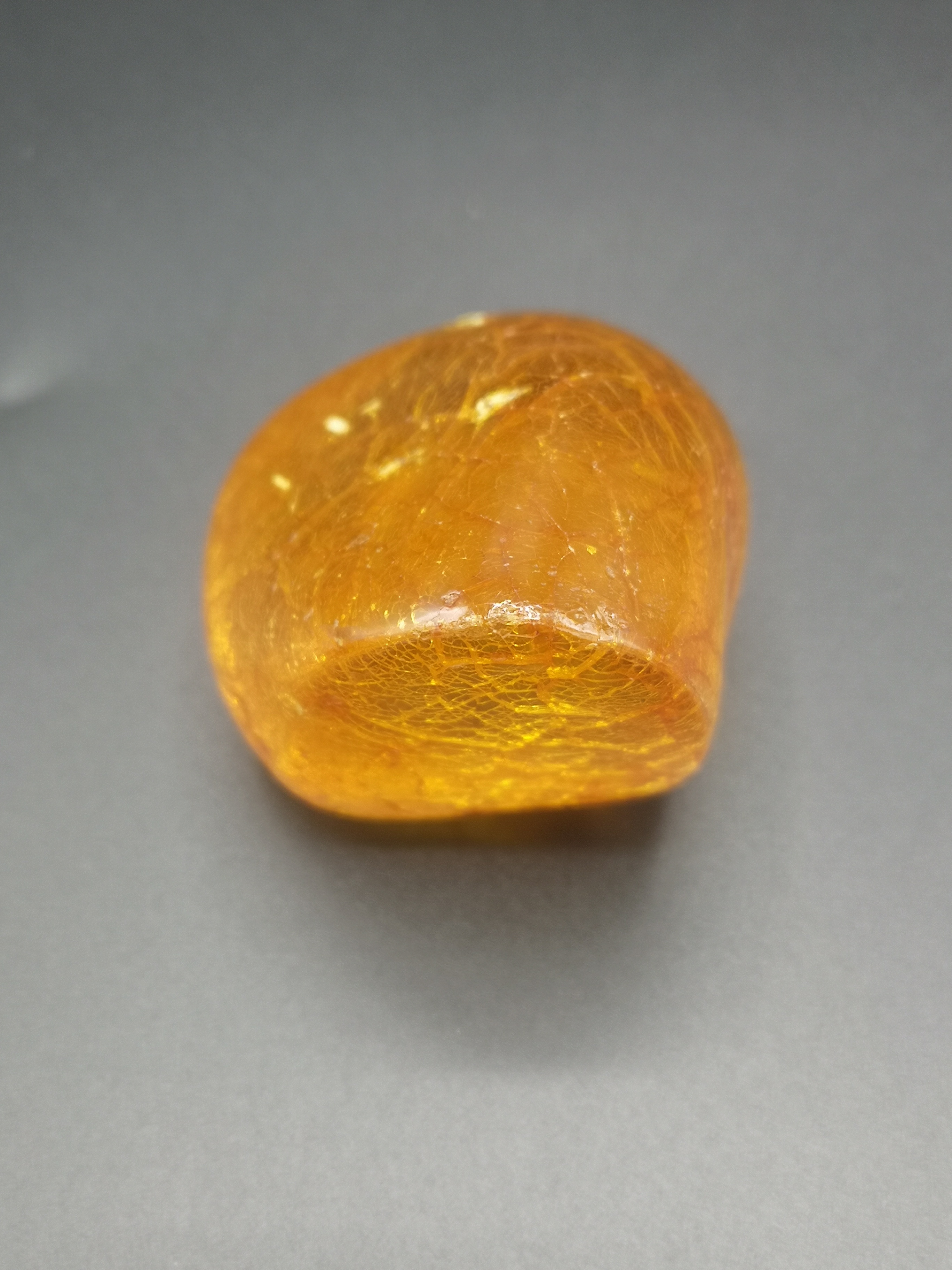 Two amber rocks - Image 5 of 9