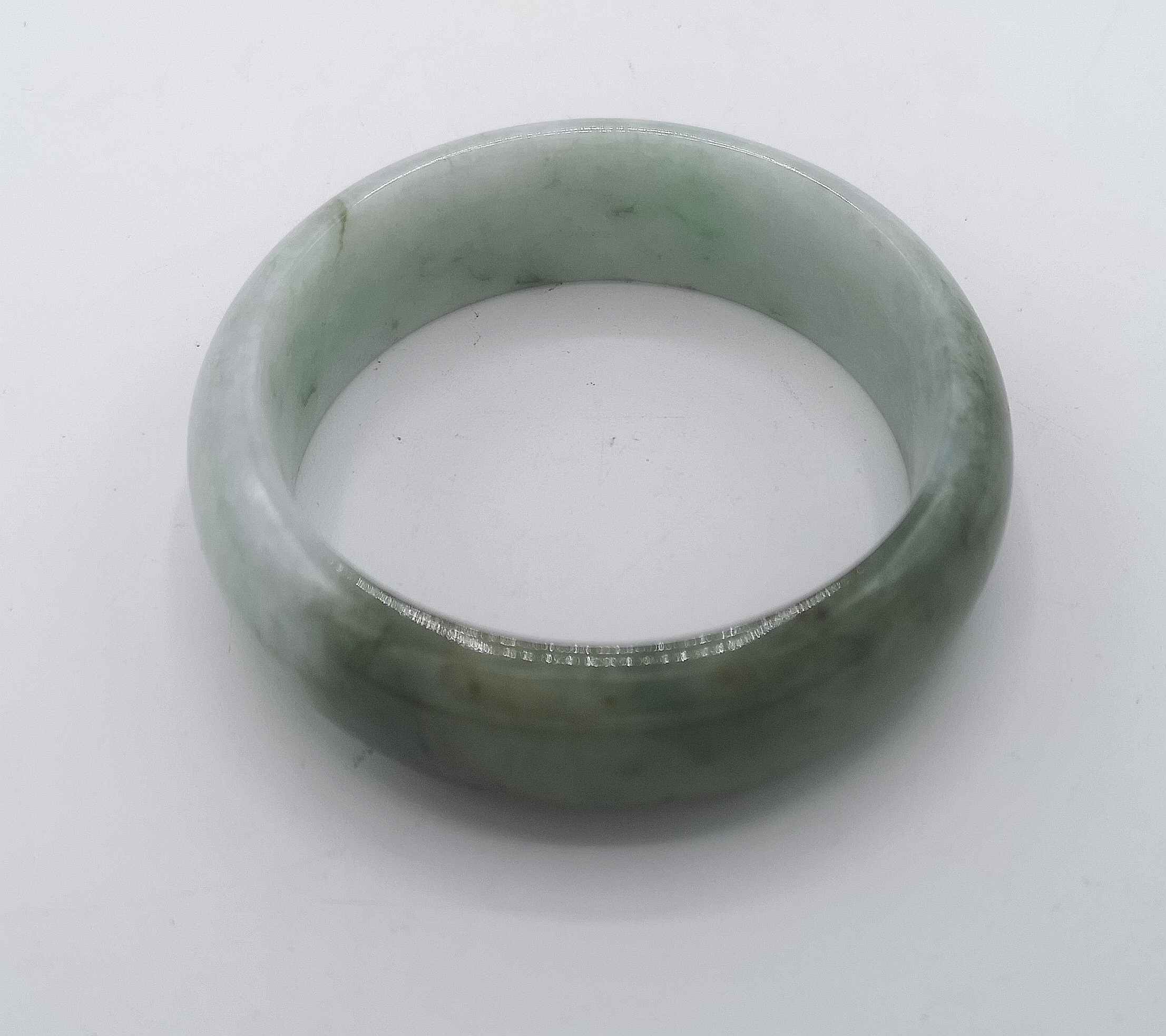 Jade bangle - Image 6 of 6