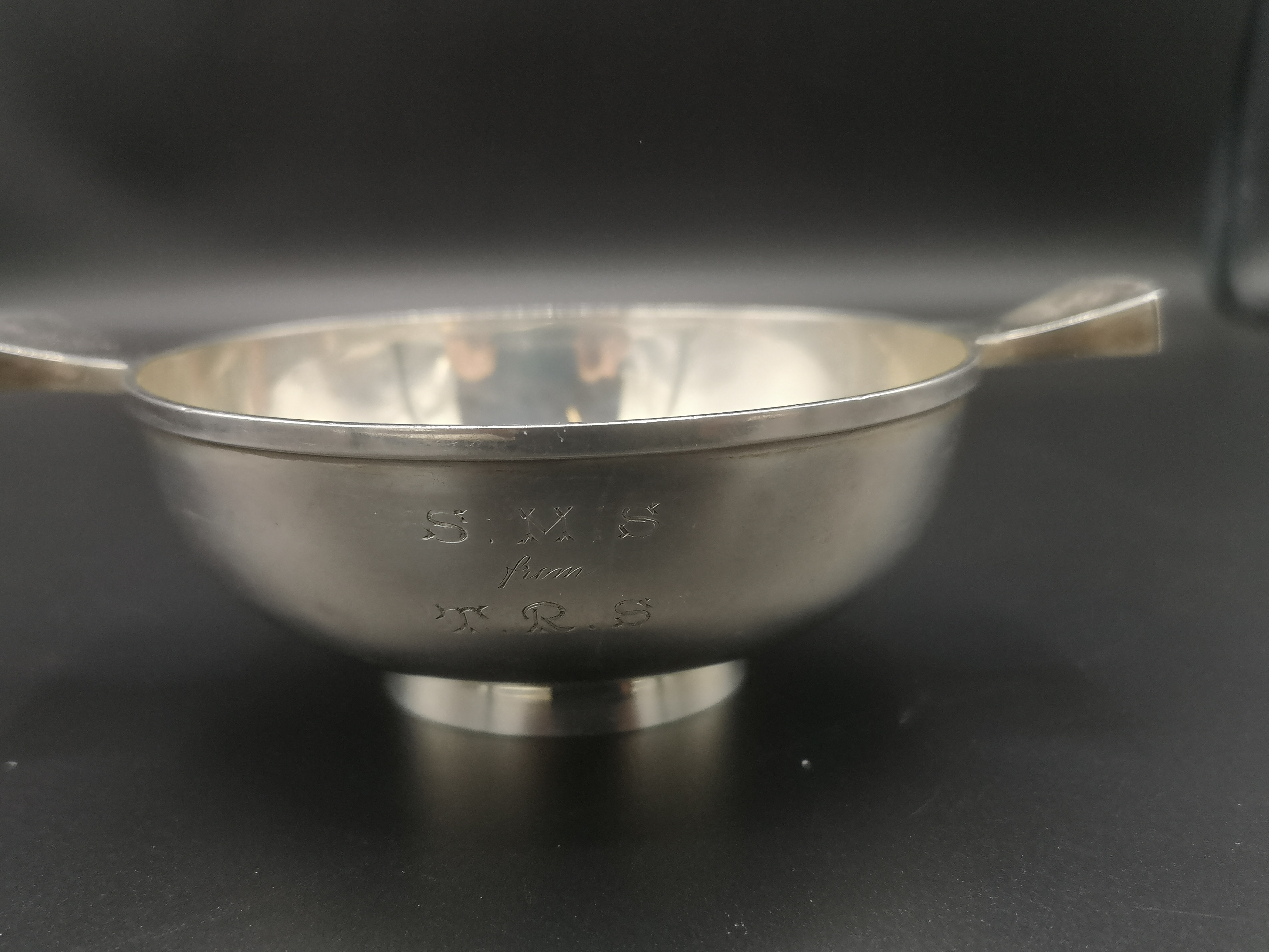 Silver porringer, London 1935 - Image 6 of 6