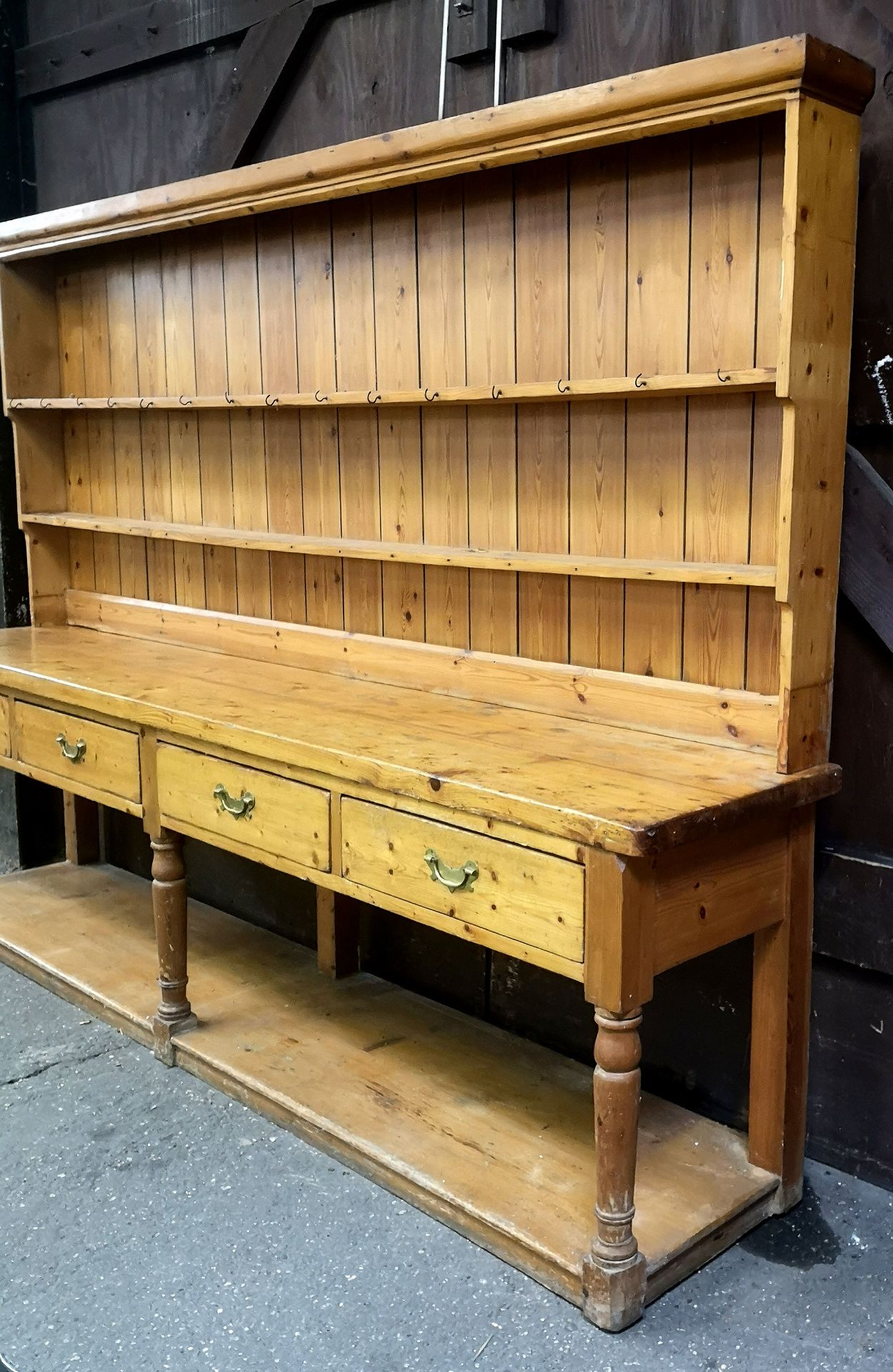 Pine sideboard - Image 3 of 6