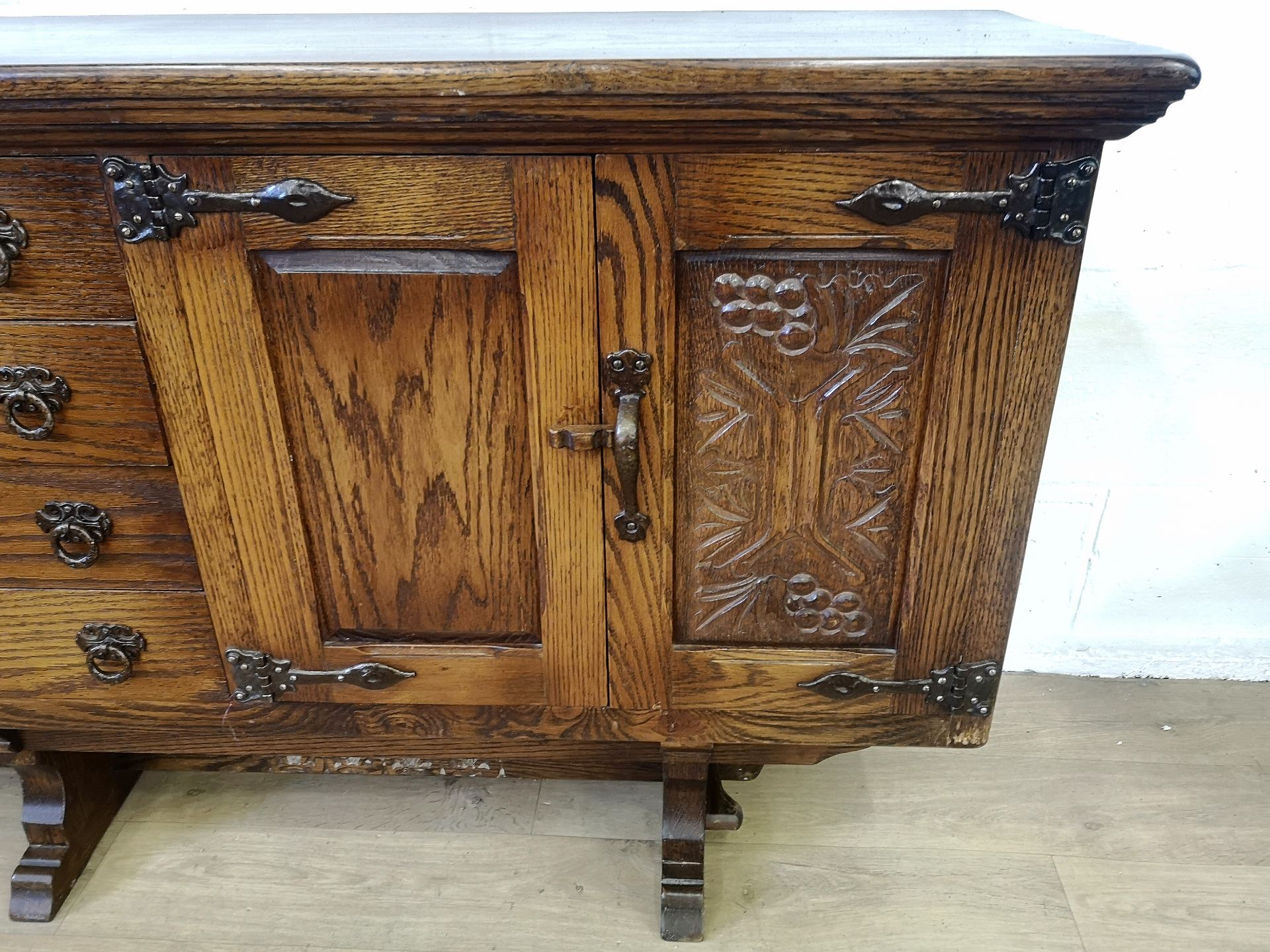 Oak dresser - Image 11 of 11