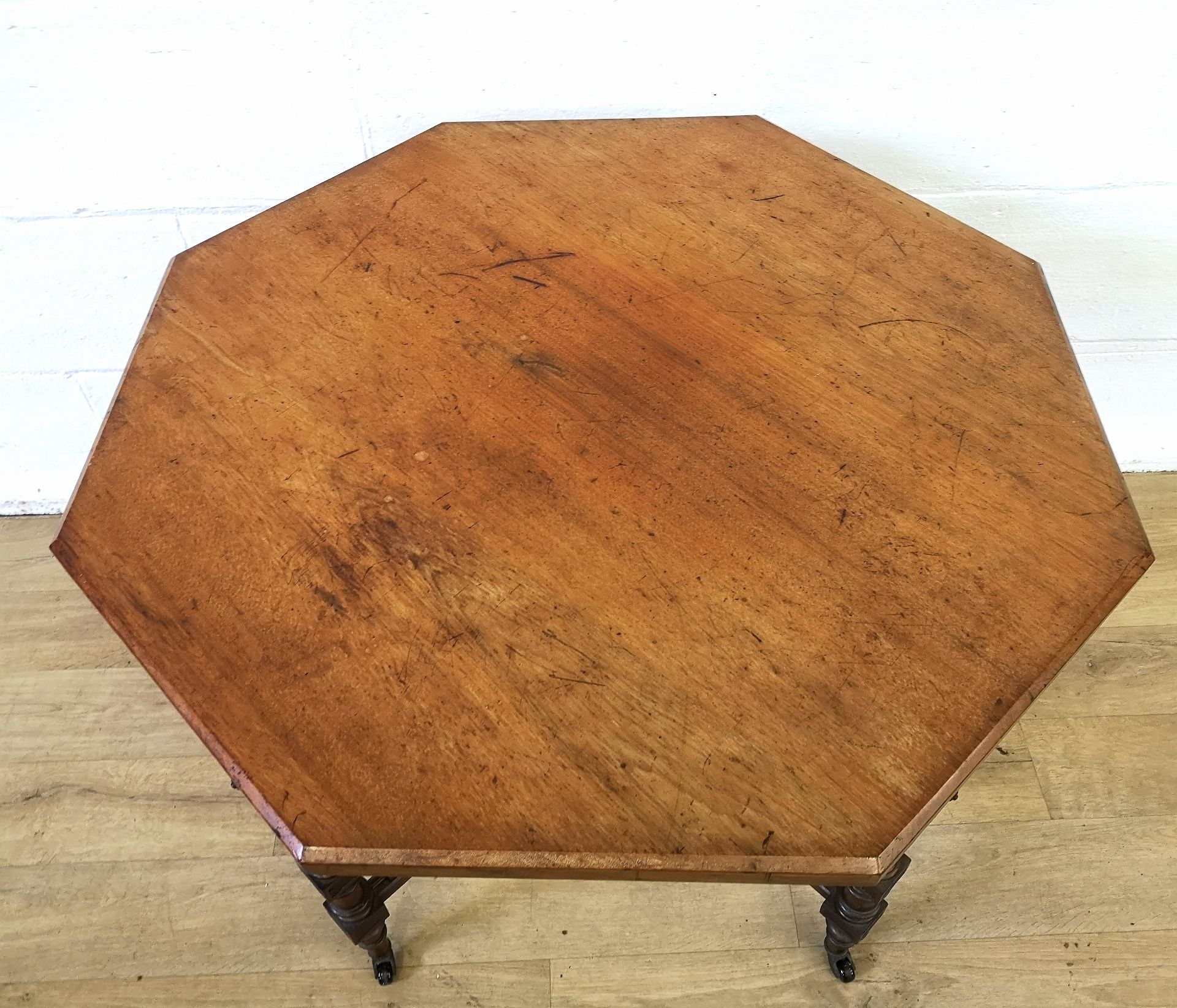 Victorian mahogany table - Image 5 of 6