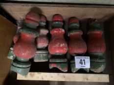 Large king pole ornaments x 6. This lot is subject to VAT