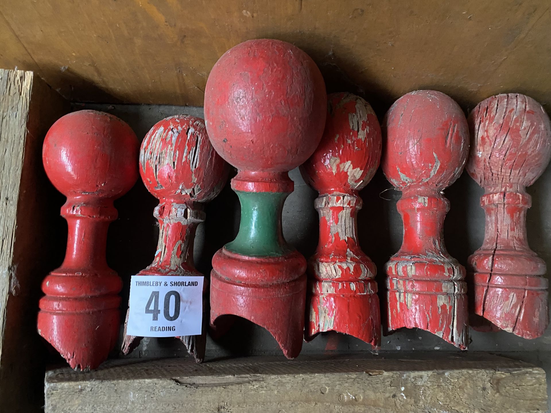 Large king pole ornaments x 6. This lot is subject to VAT