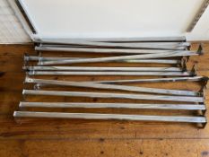 B & B Shopfittings straight bars x 50 100mm. This lot is subject to VAT.