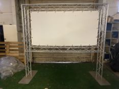 Trilite trussing/banner frame. This lot is subject to VAT.