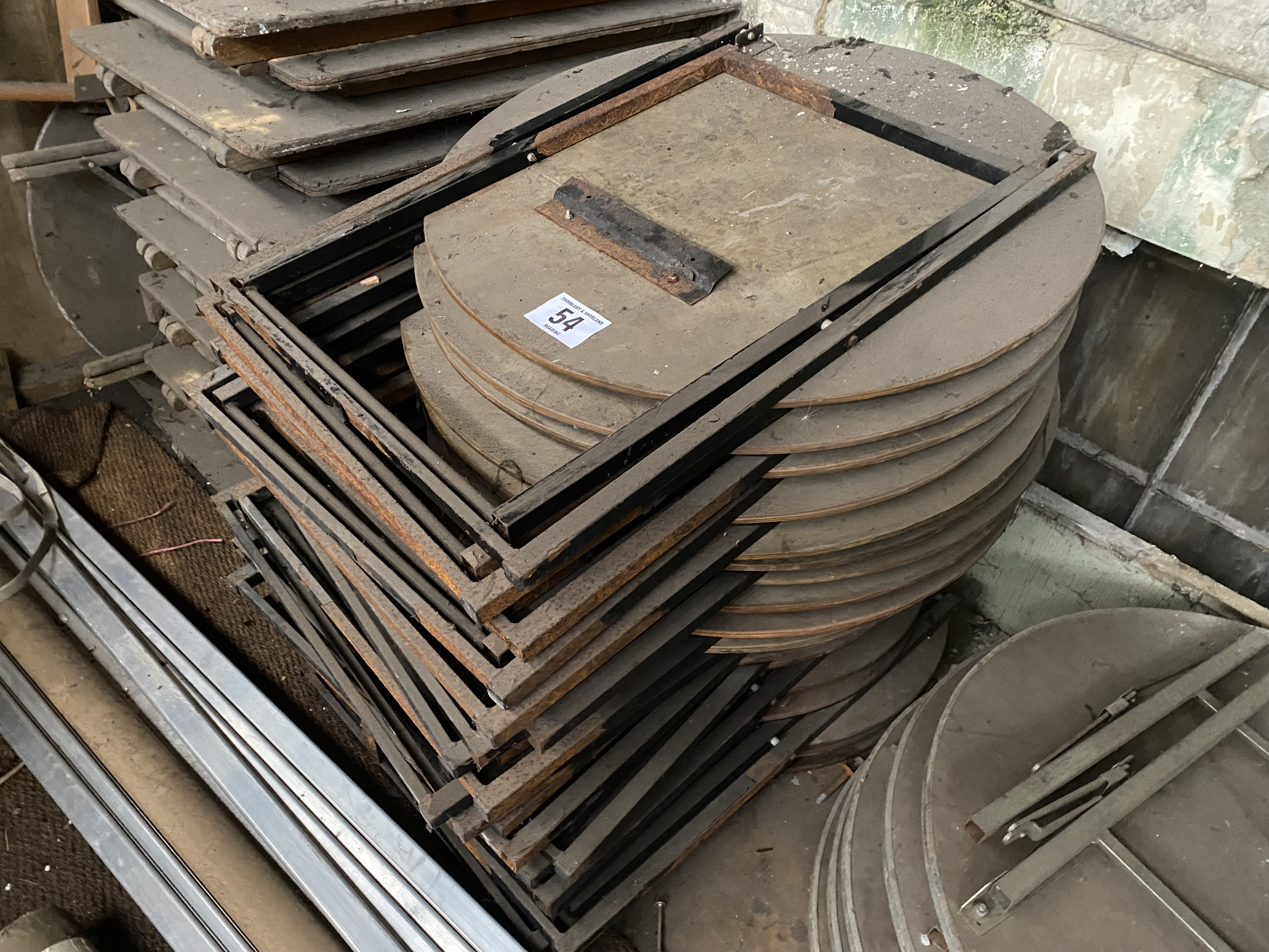 21 no 90cm diameter round folding tables. This lot is subject to VAT.