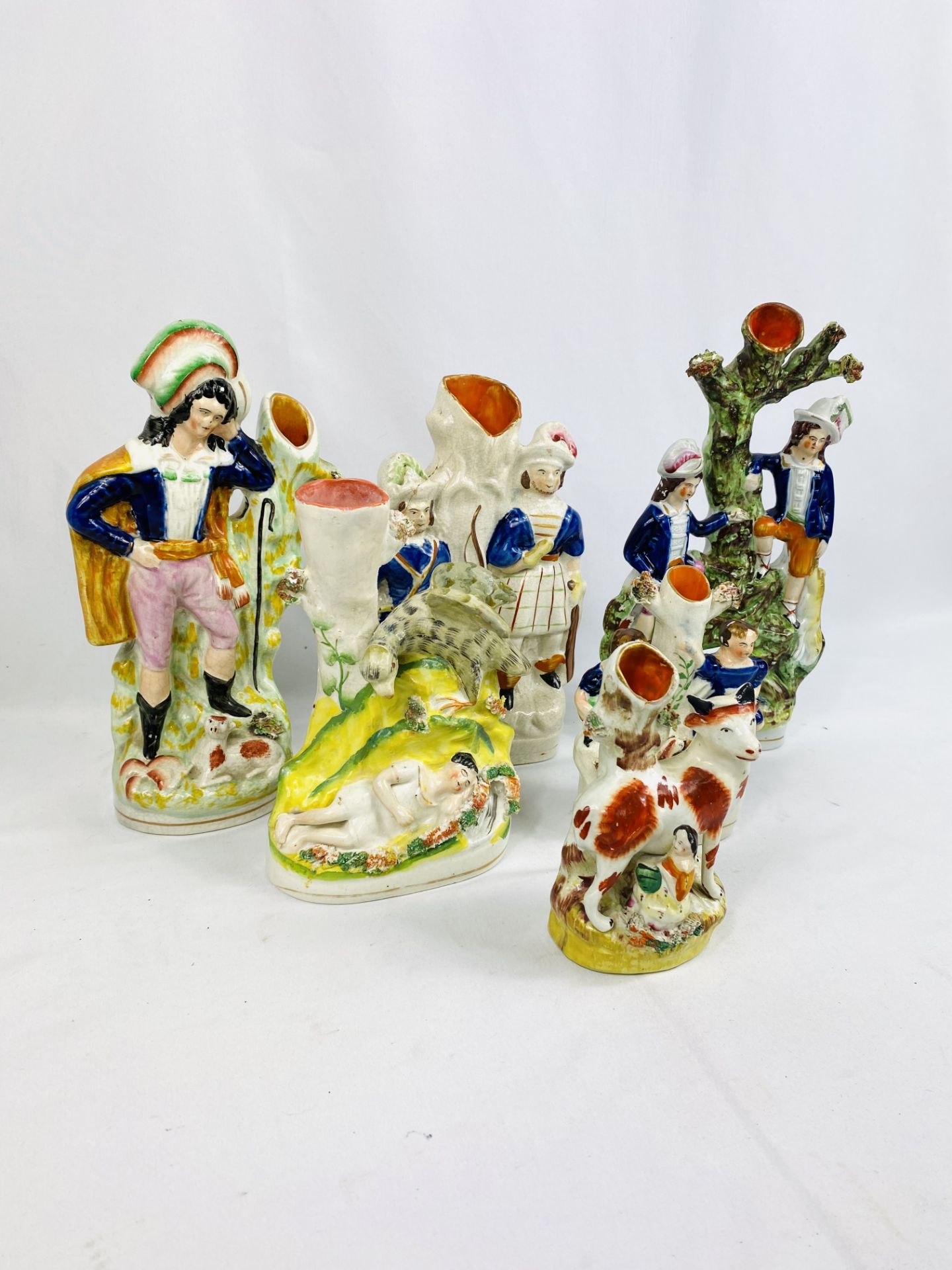 Six Victorian Staffordshire spill vases - Bild 3 aus 4