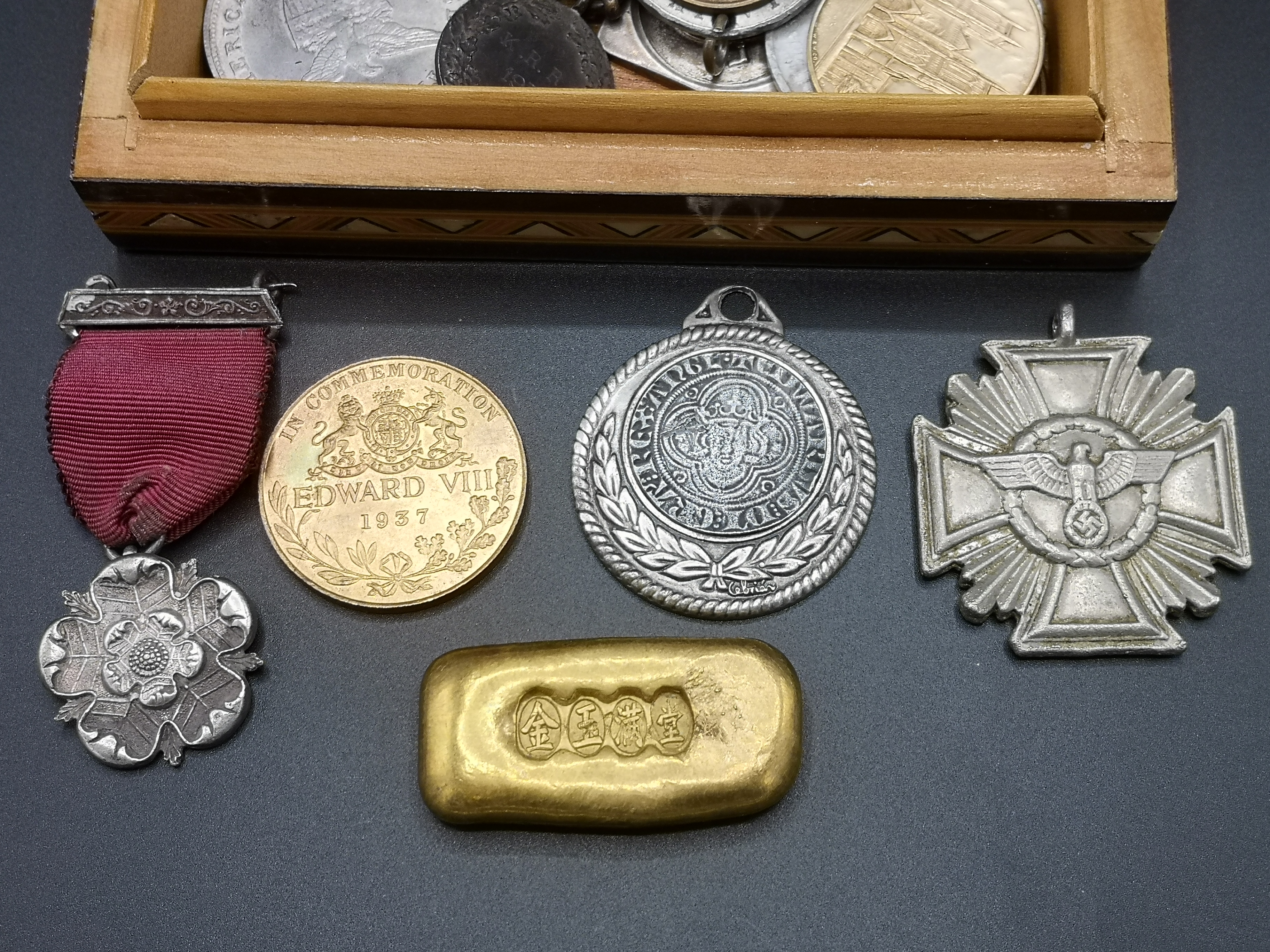 Collection of medalettes, coins and tokens - Image 3 of 4