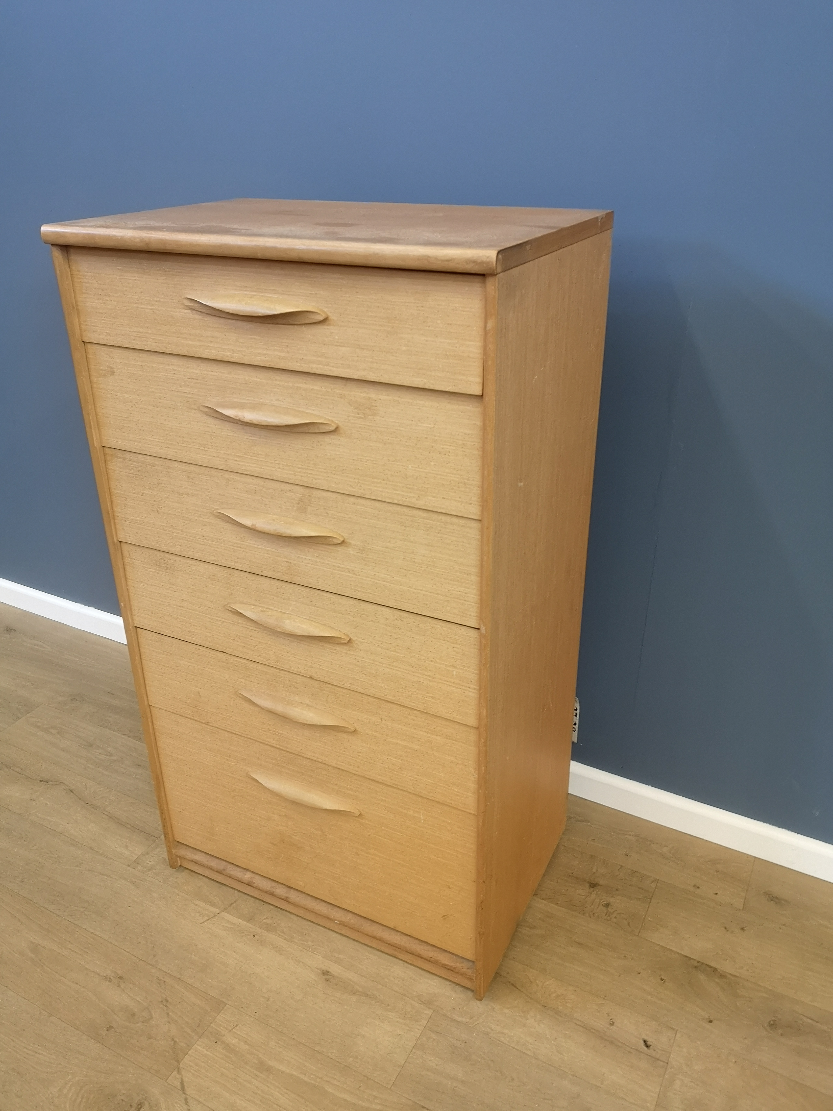 Austinsuite chest of six drawers - Image 4 of 4