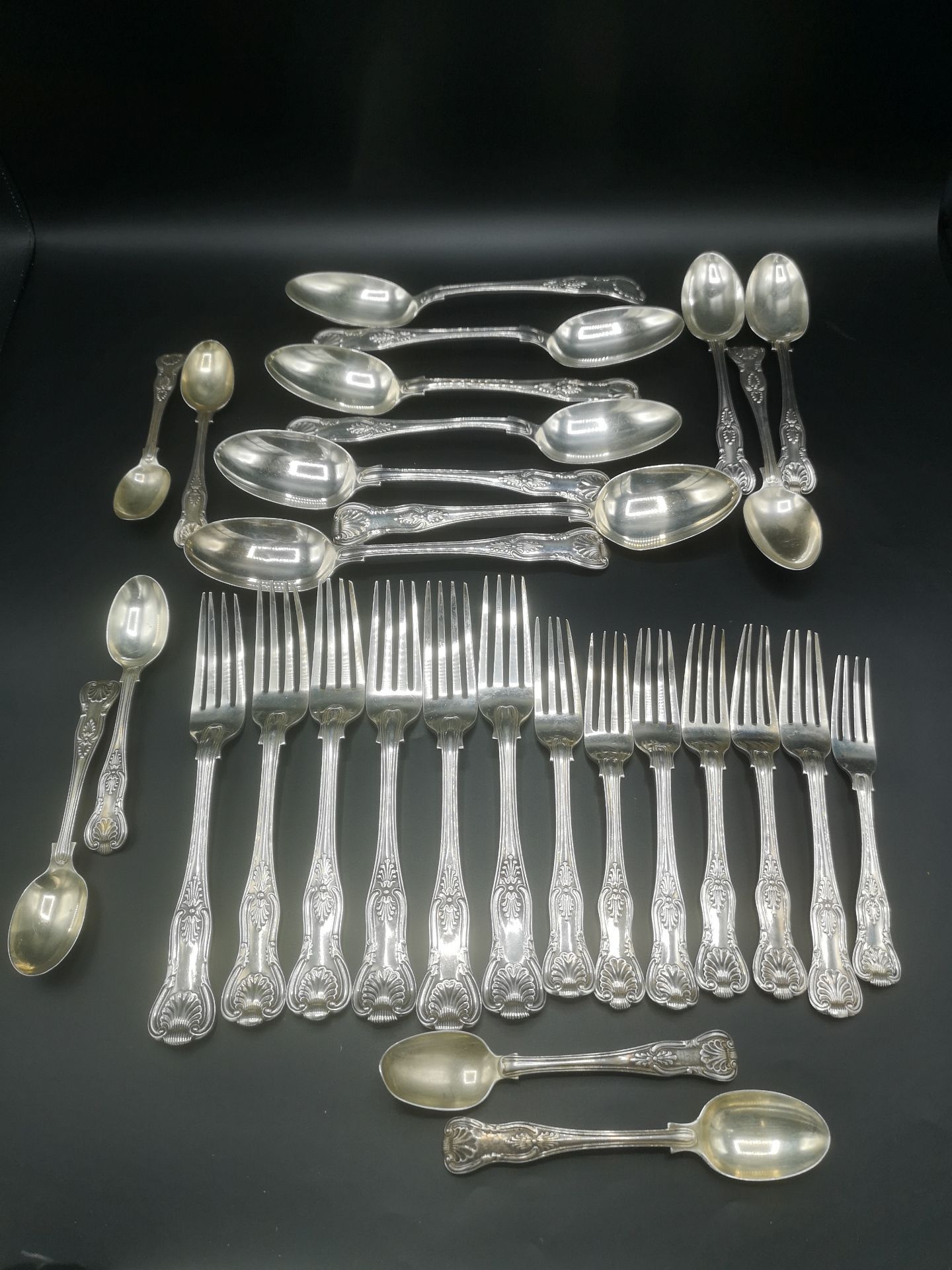 Quantity of hallmarked Georgian silver kings pattern cutlery