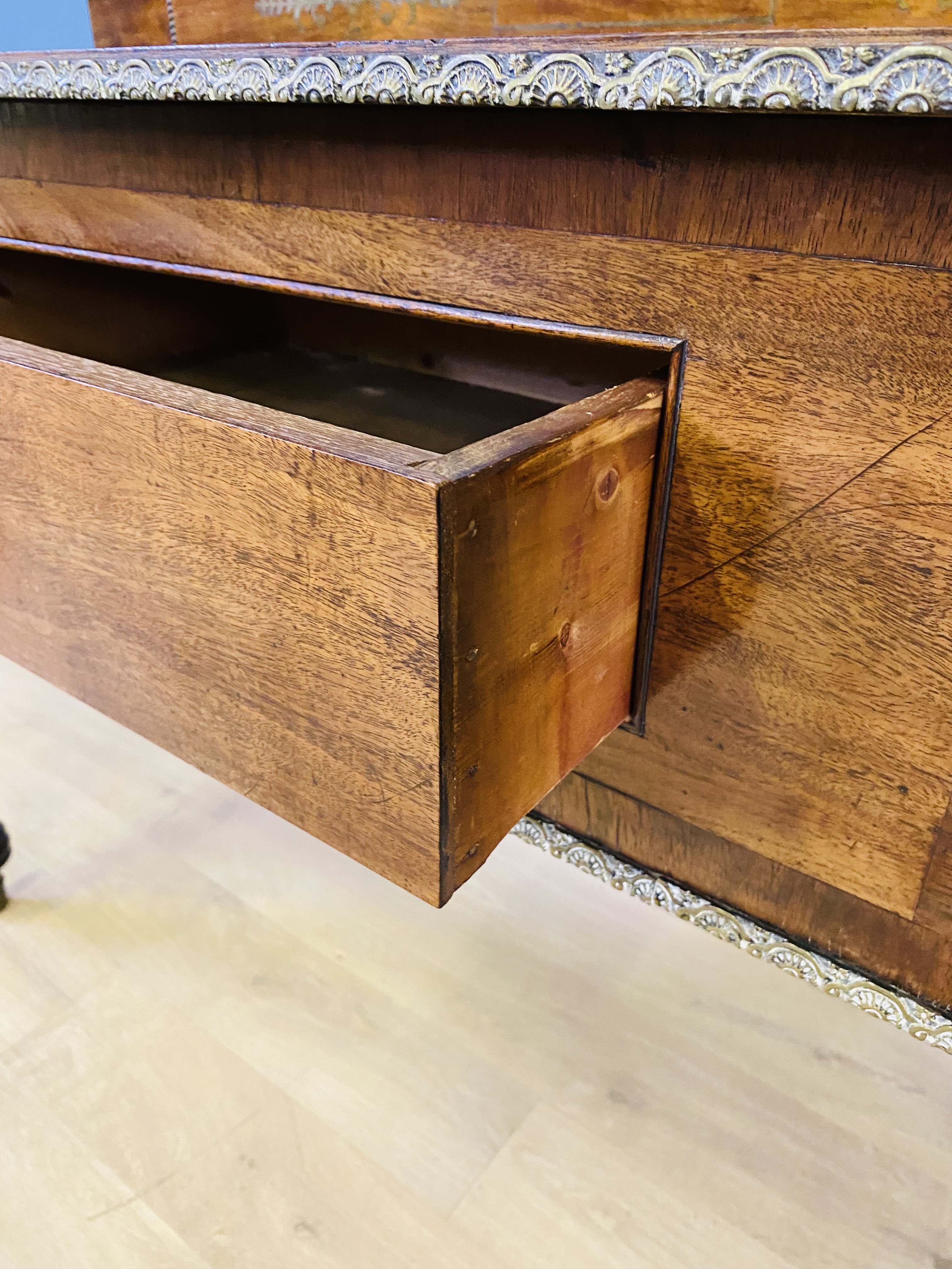 Mahogany sideboard - Image 5 of 5