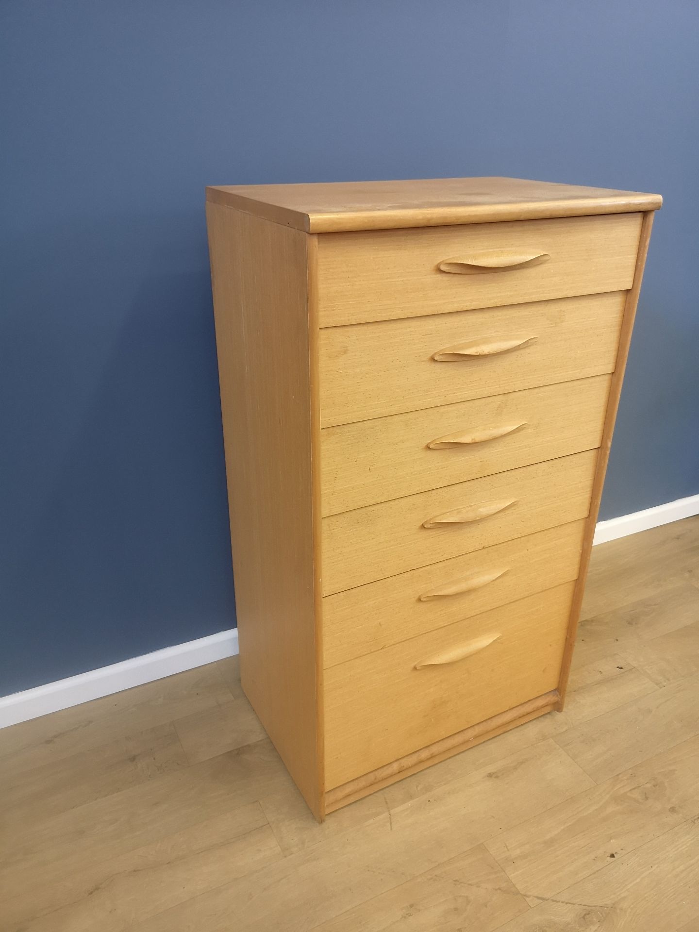 Austinsuite chest of six drawers - Image 3 of 4