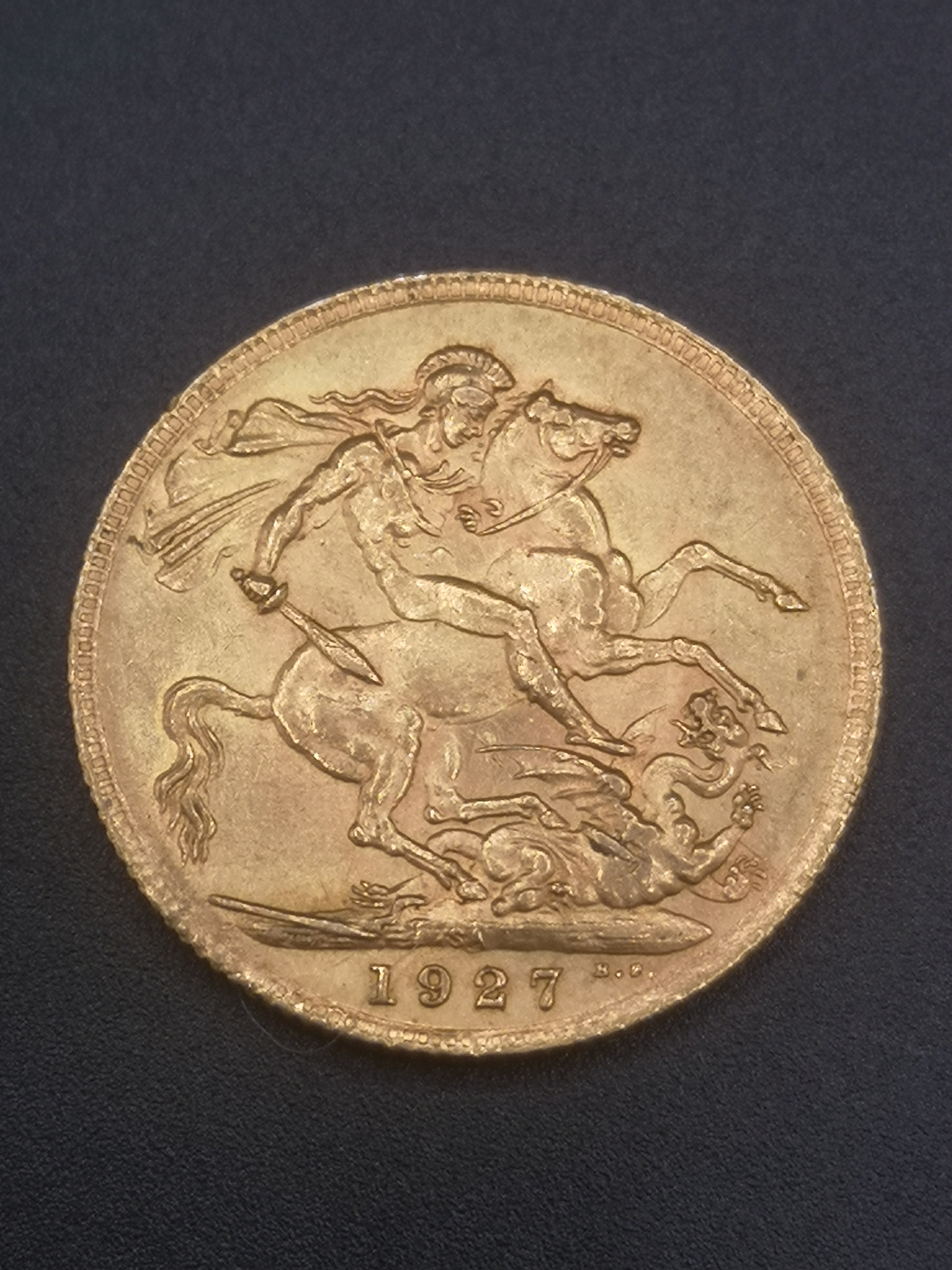 George V gold sovereign 1927 - Image 4 of 4