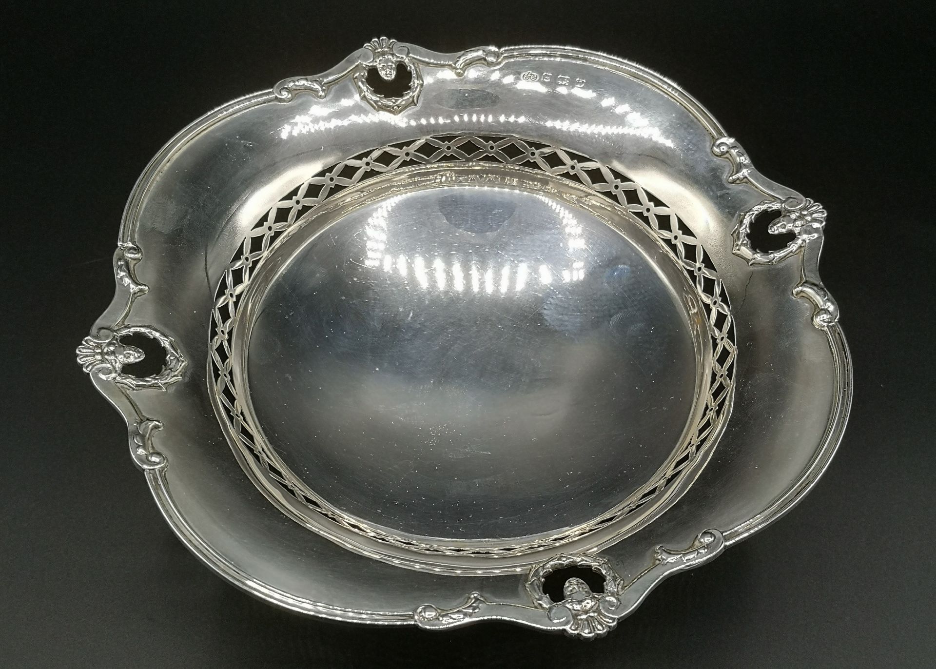 Elkington silver pierced bowl on pedestal base - Image 2 of 4