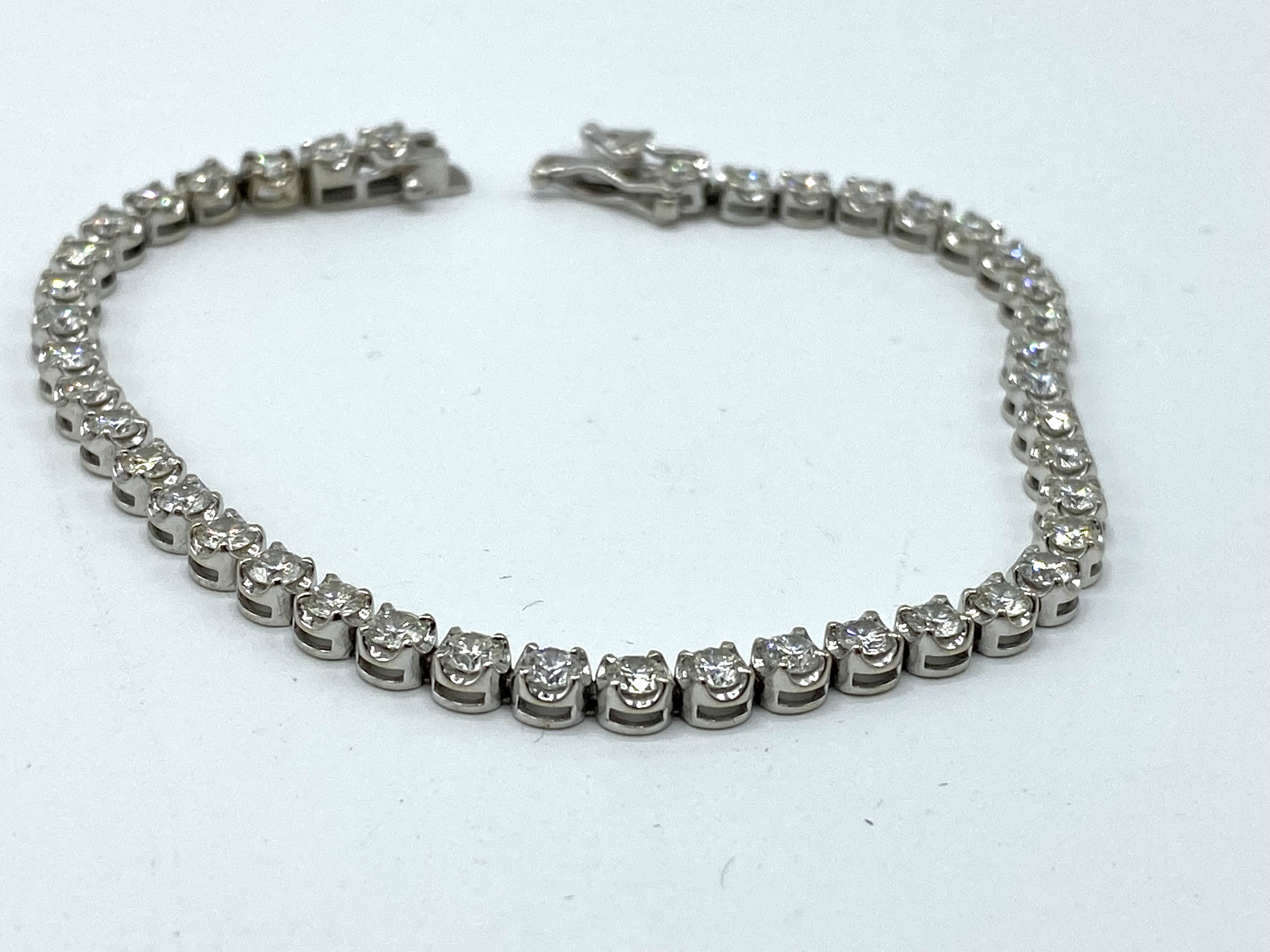 14ct hallmarked white gold diamond bracelet - Image 2 of 5