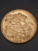 George V gold sovereign 1913