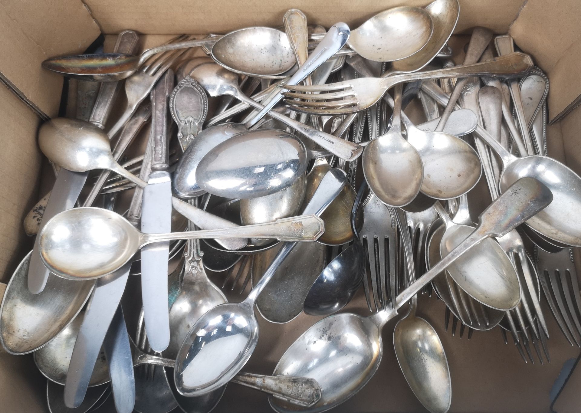 Quantity of silverplate - Image 6 of 6