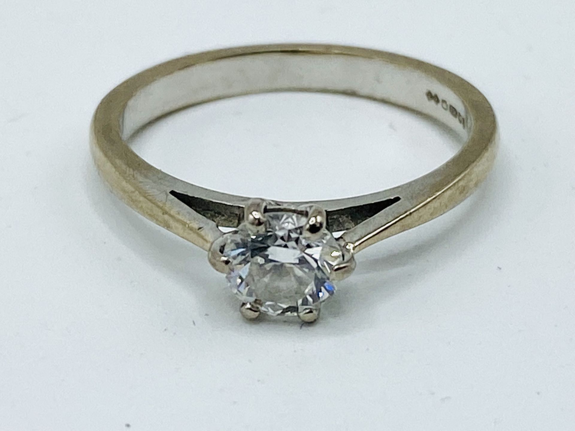 18ct white gold diamond solitaire ring - Image 5 of 5
