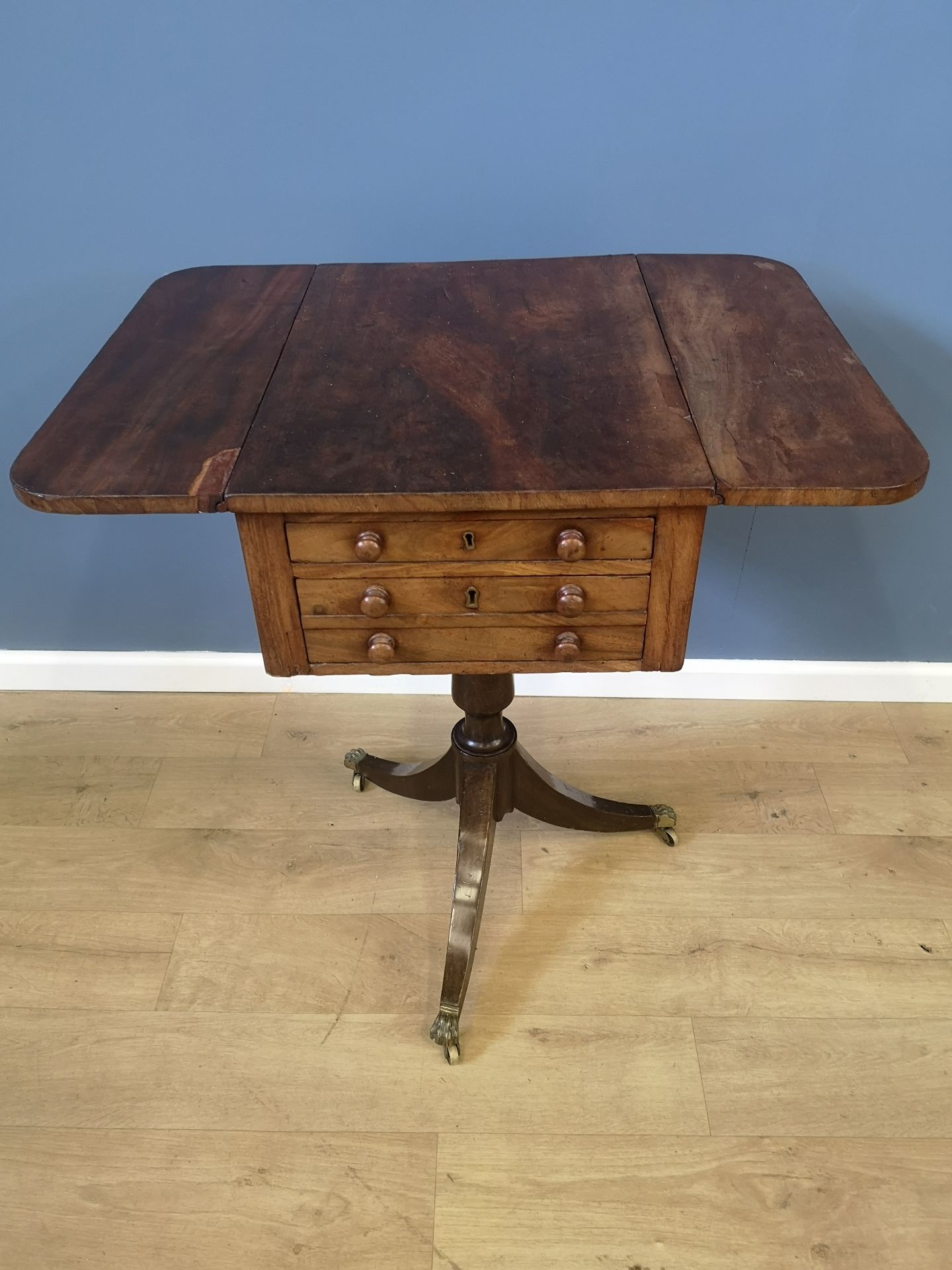 Victorian Pembroke table - Image 2 of 5
