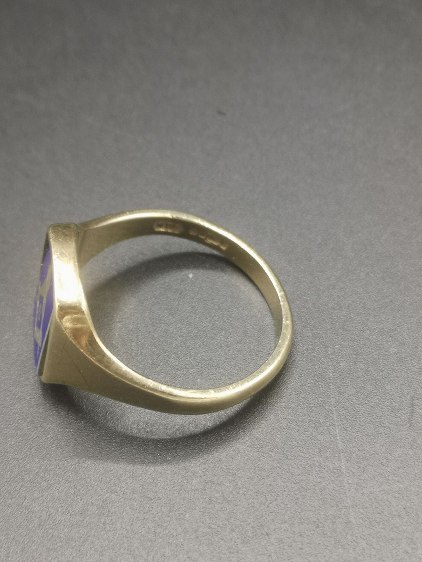 9ct gold masonic swivel top ring - Image 3 of 6