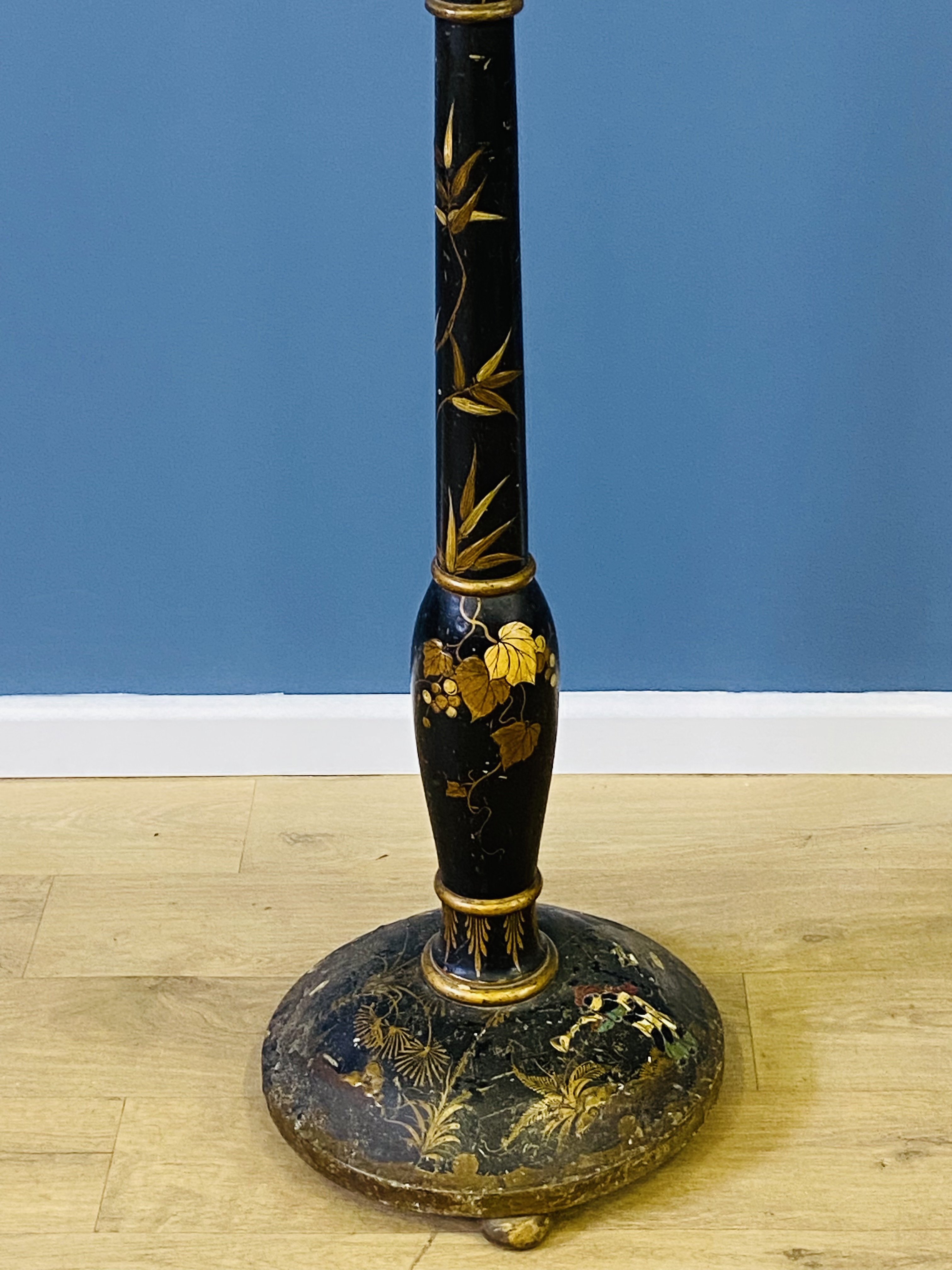 Chinoiserie standard lamp - Image 2 of 5