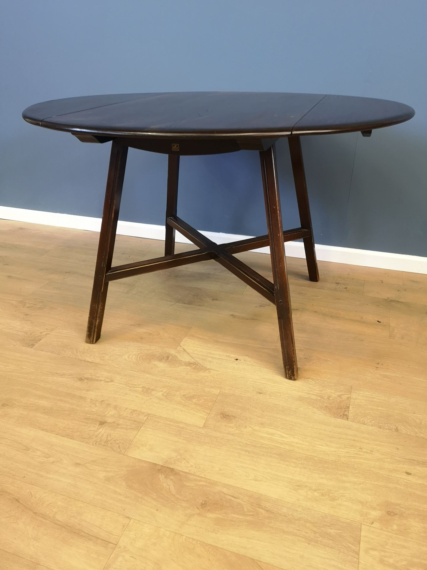 Ercol drop leaf table - Image 4 of 4
