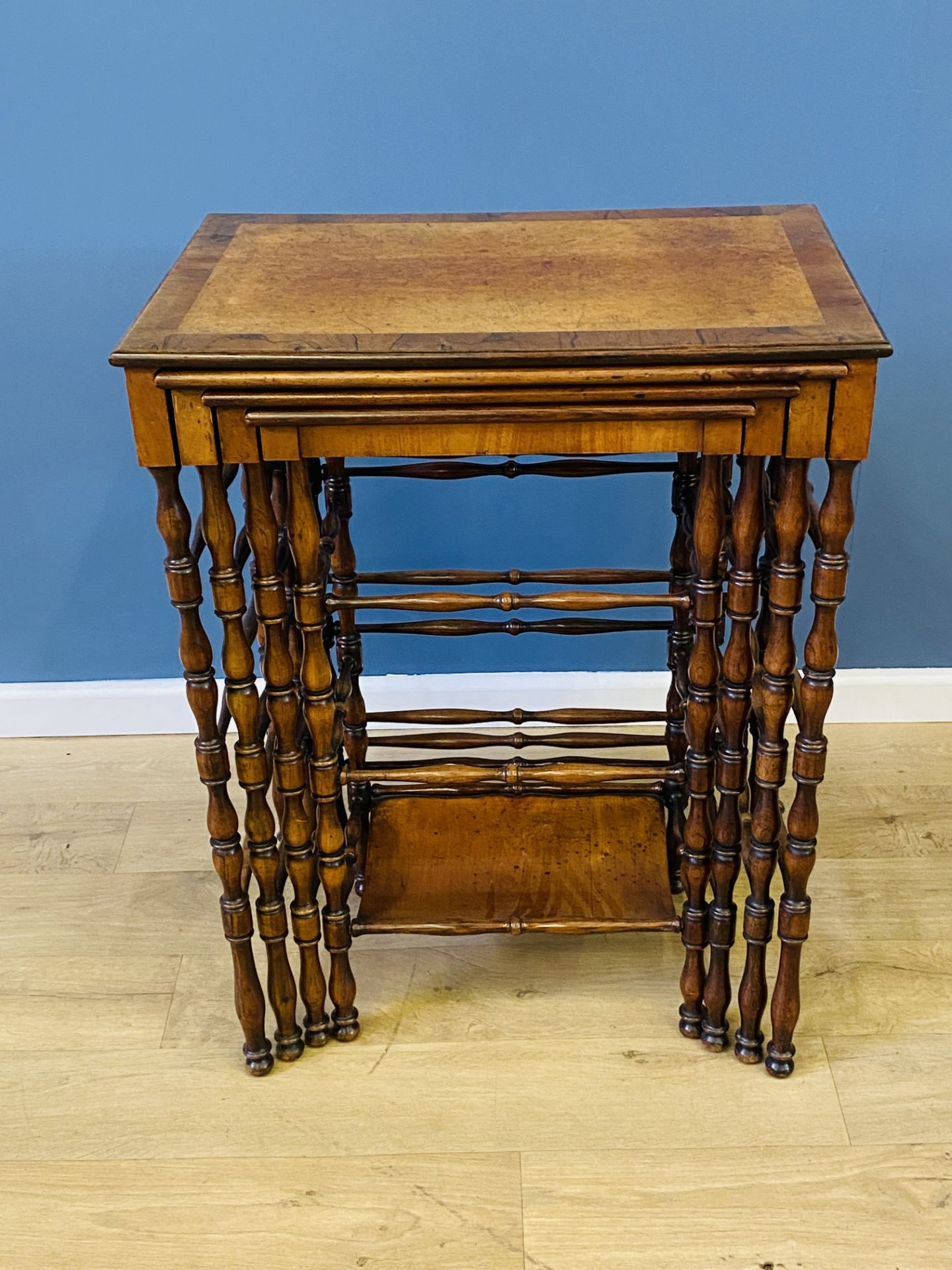 Early 19th century nest of four tables attributed to Gillows - Bild 9 aus 10