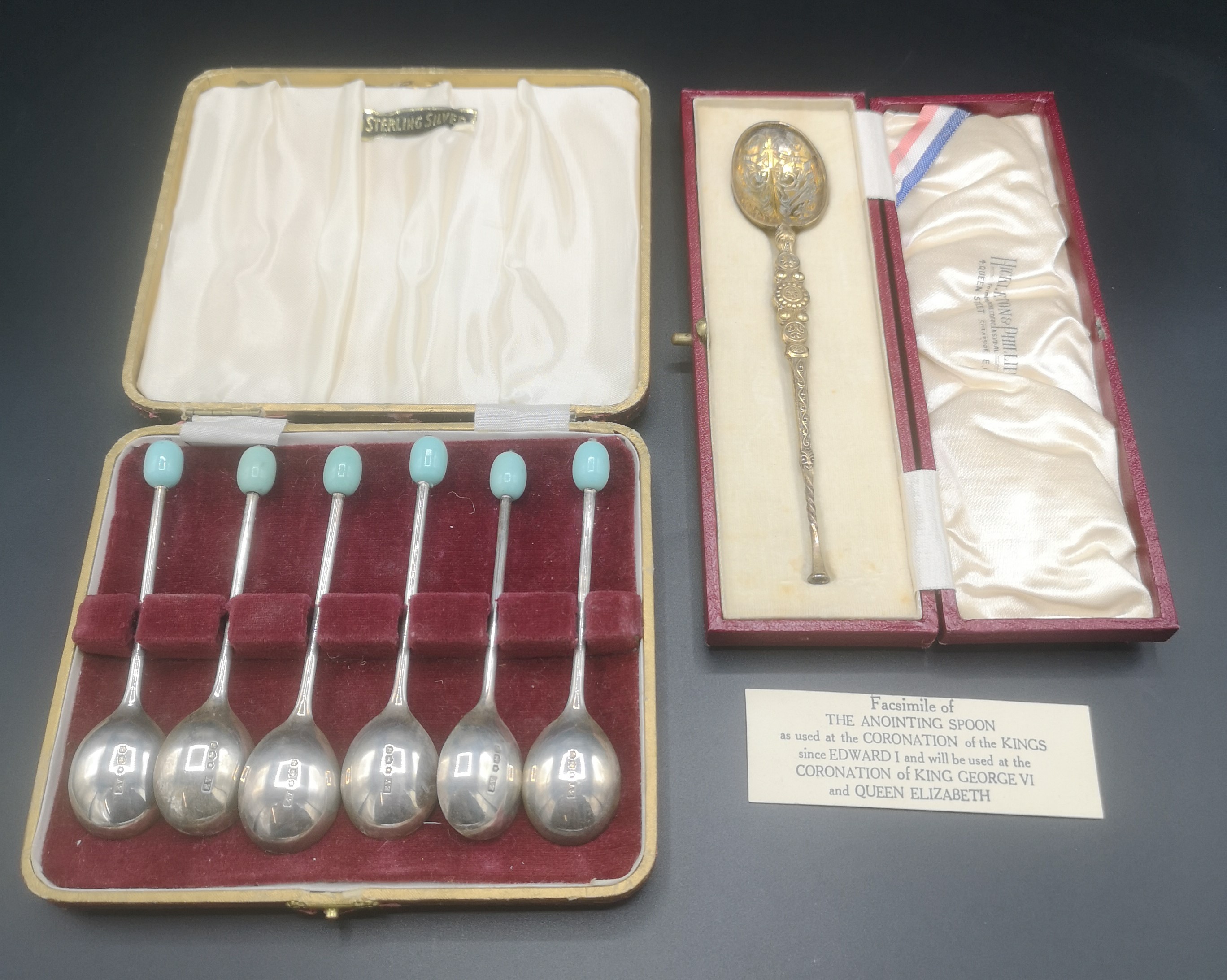 Boxed set of silver coffee spoons together with a silver gilt anointing spoon - Image 5 of 5