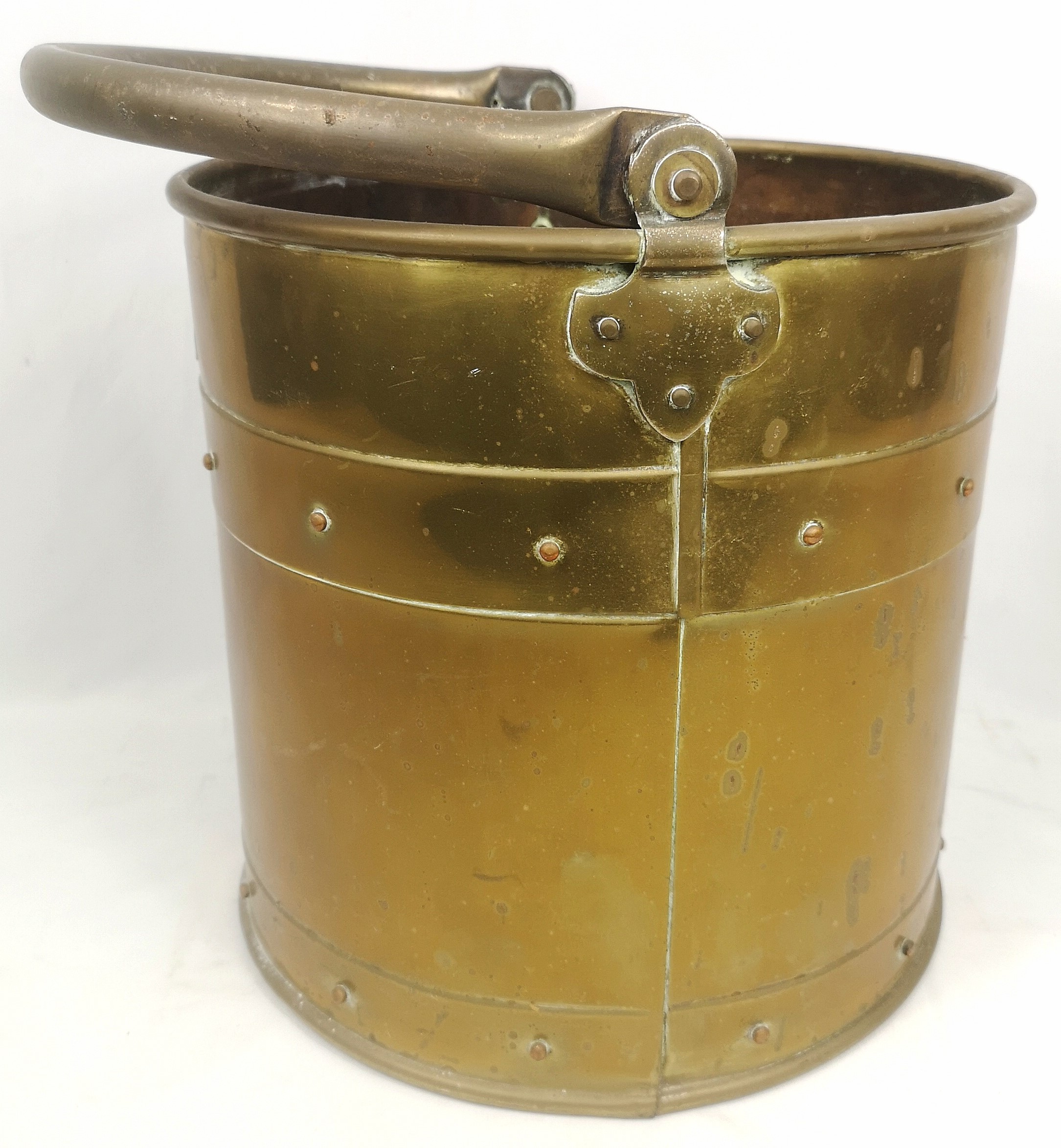 Brass pail with copper rivets - Image 3 of 4