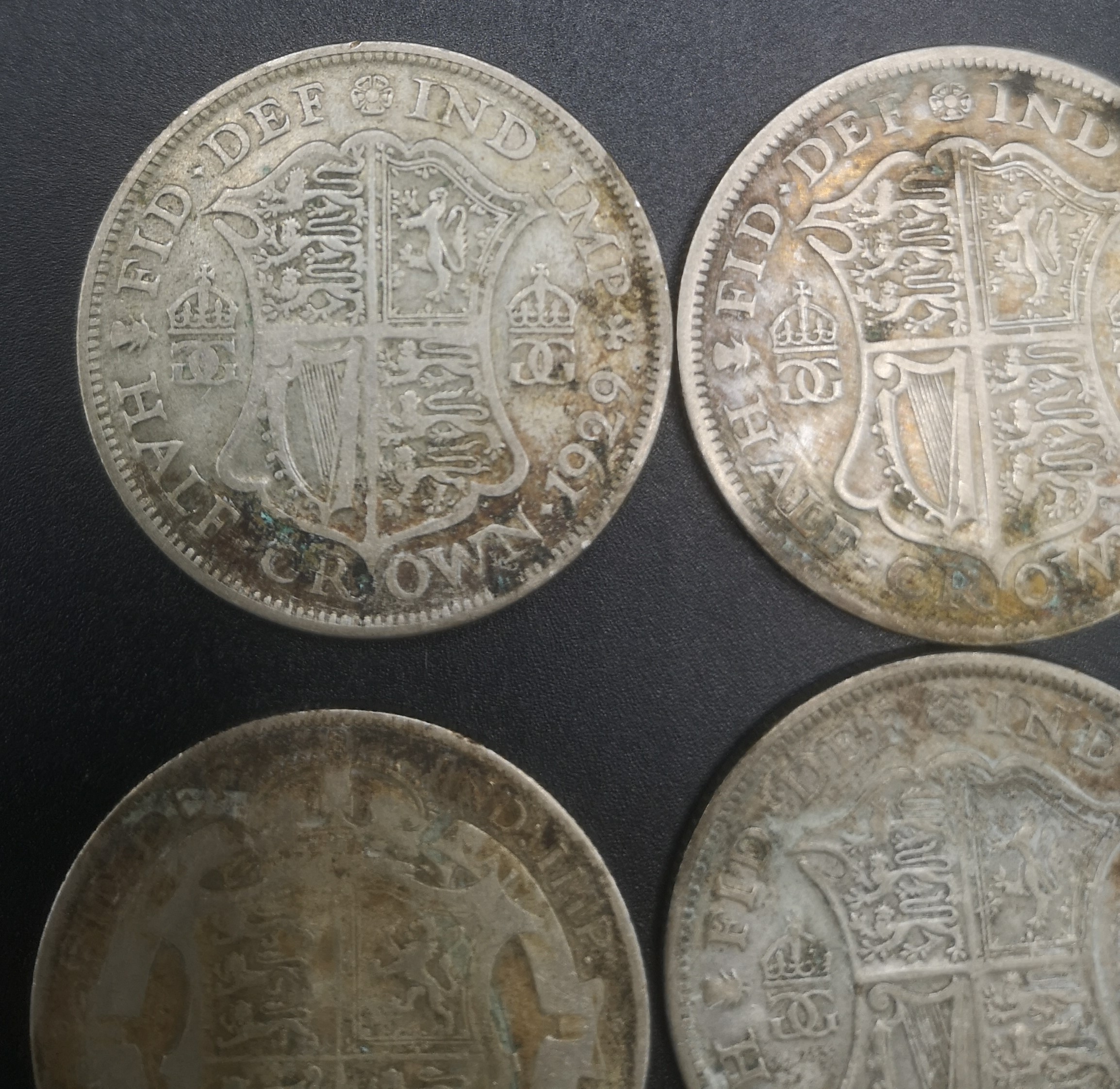 Four King George V half crowns - Image 7 of 10