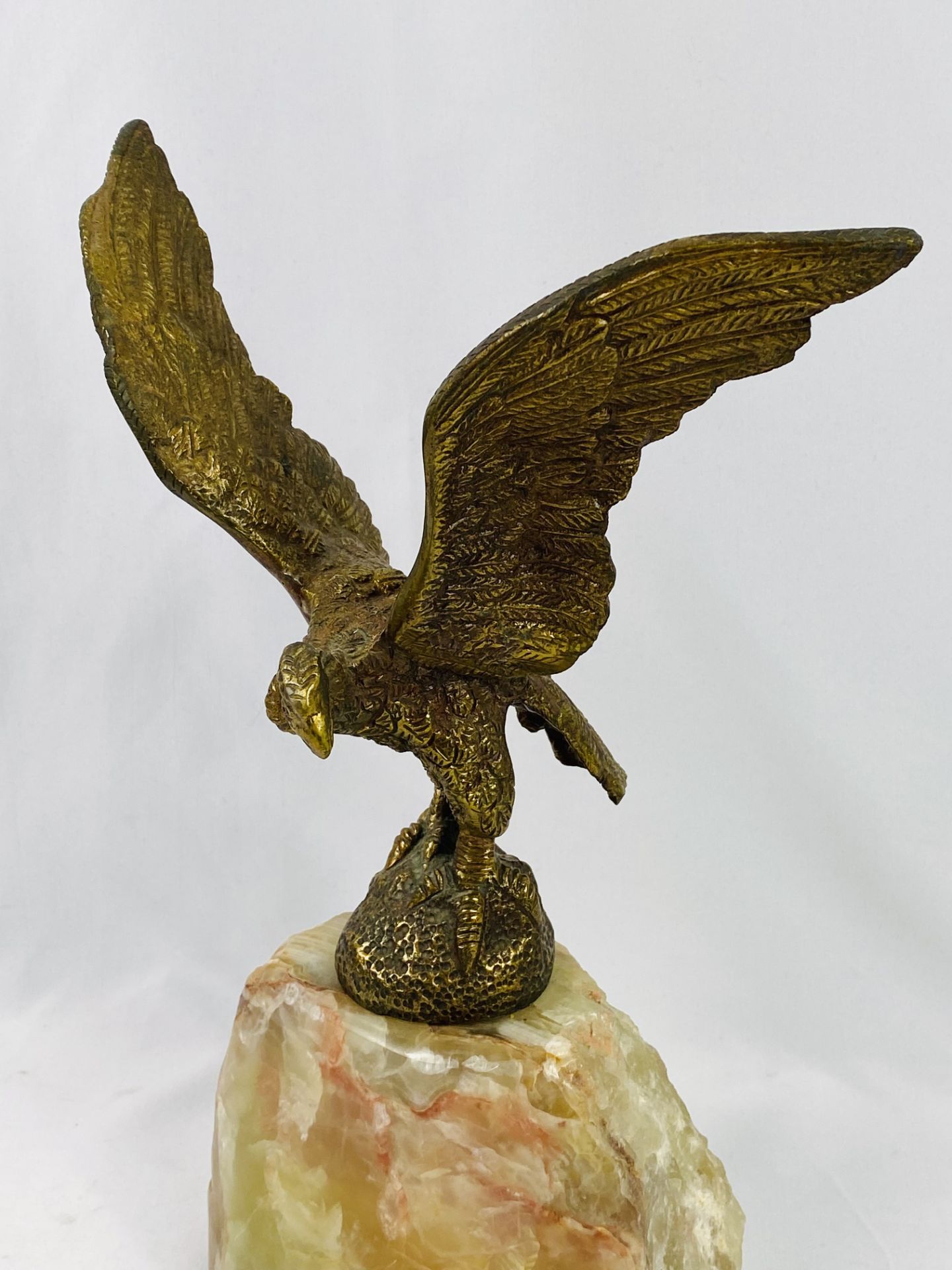 Brass eagle mounted on an onyx base - Image 2 of 4