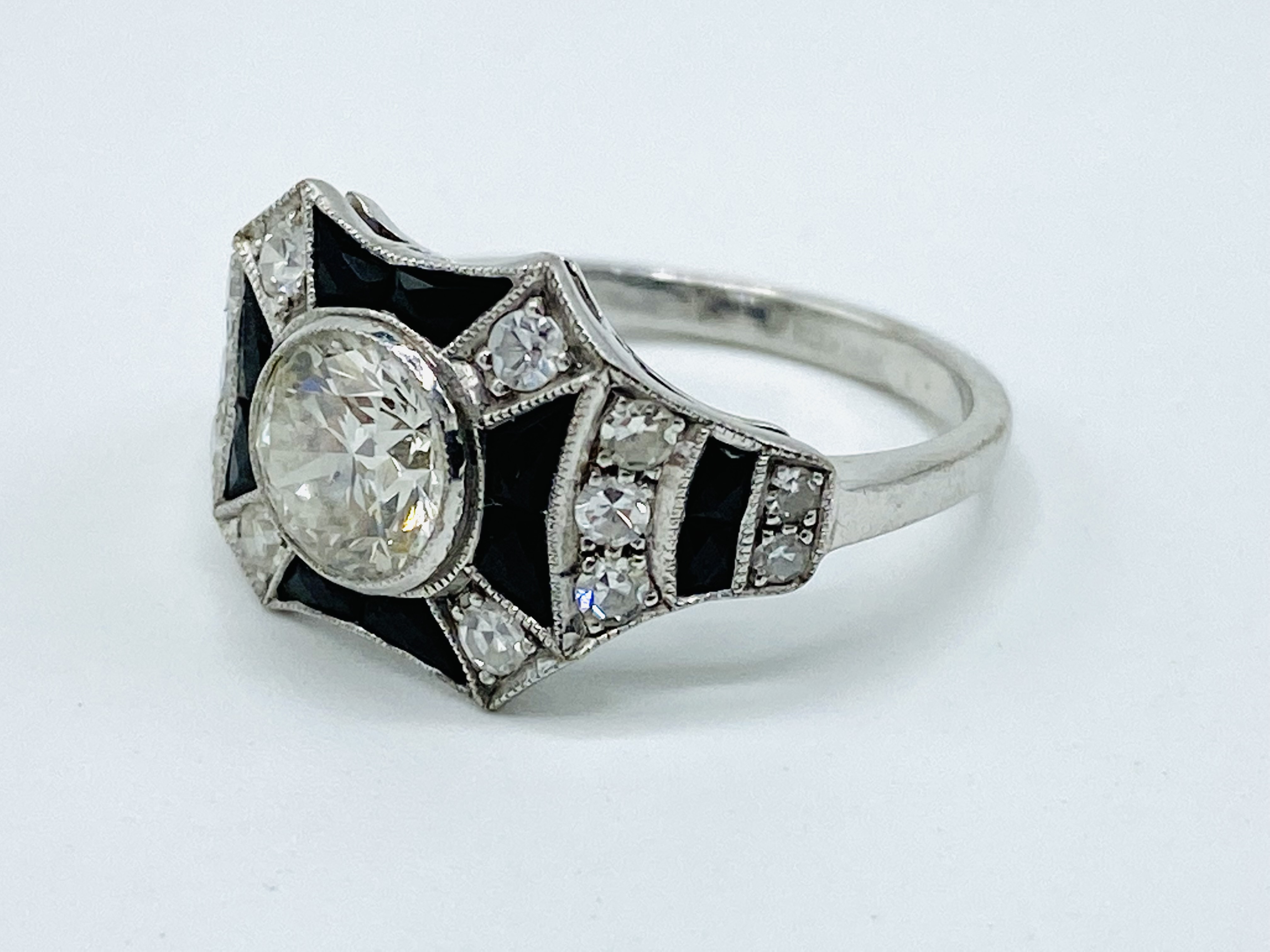 18ct white gold, diamond and black onyx ring - Image 6 of 6