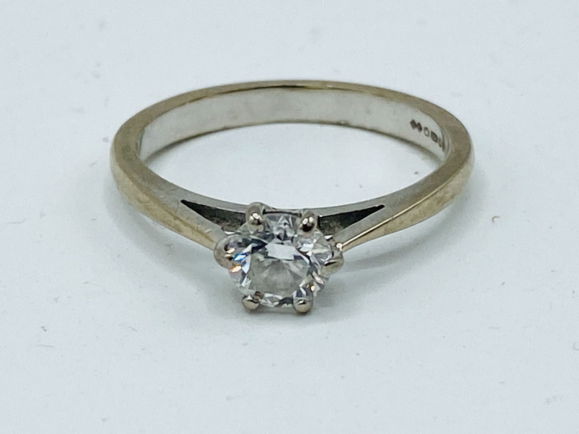 18ct white gold diamond solitaire ring