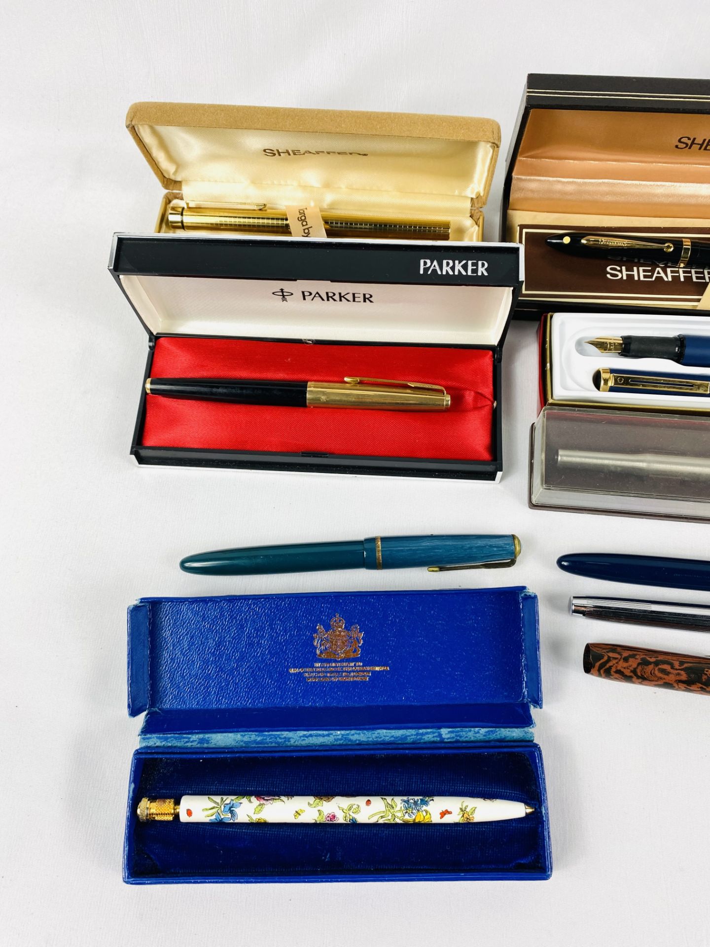 Collection of fountain pens - Image 4 of 4