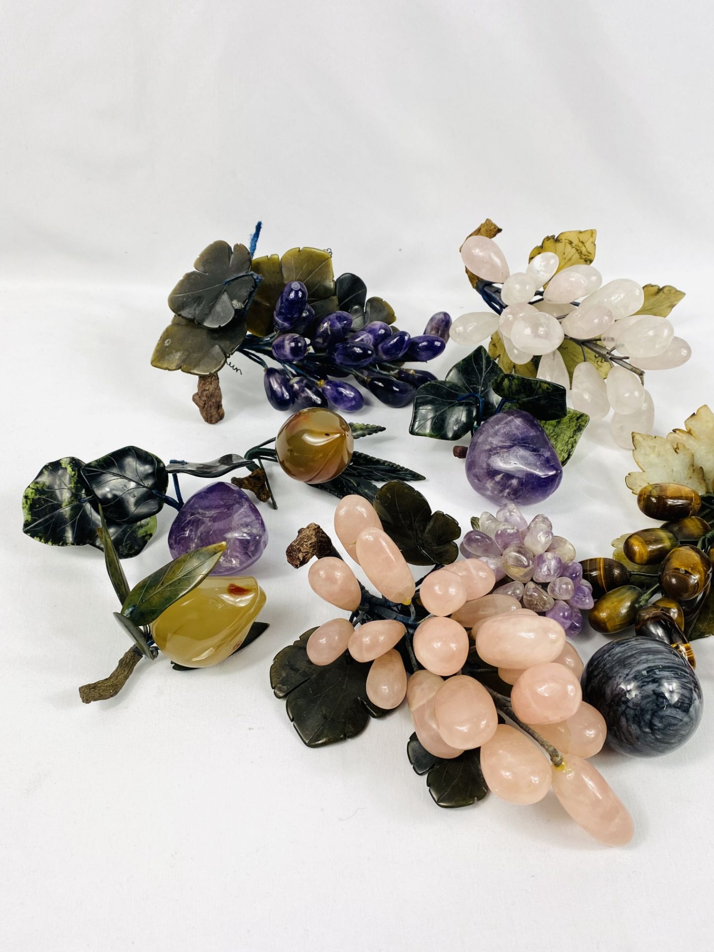 Collection of hard stone grapes and berries - Image 4 of 5