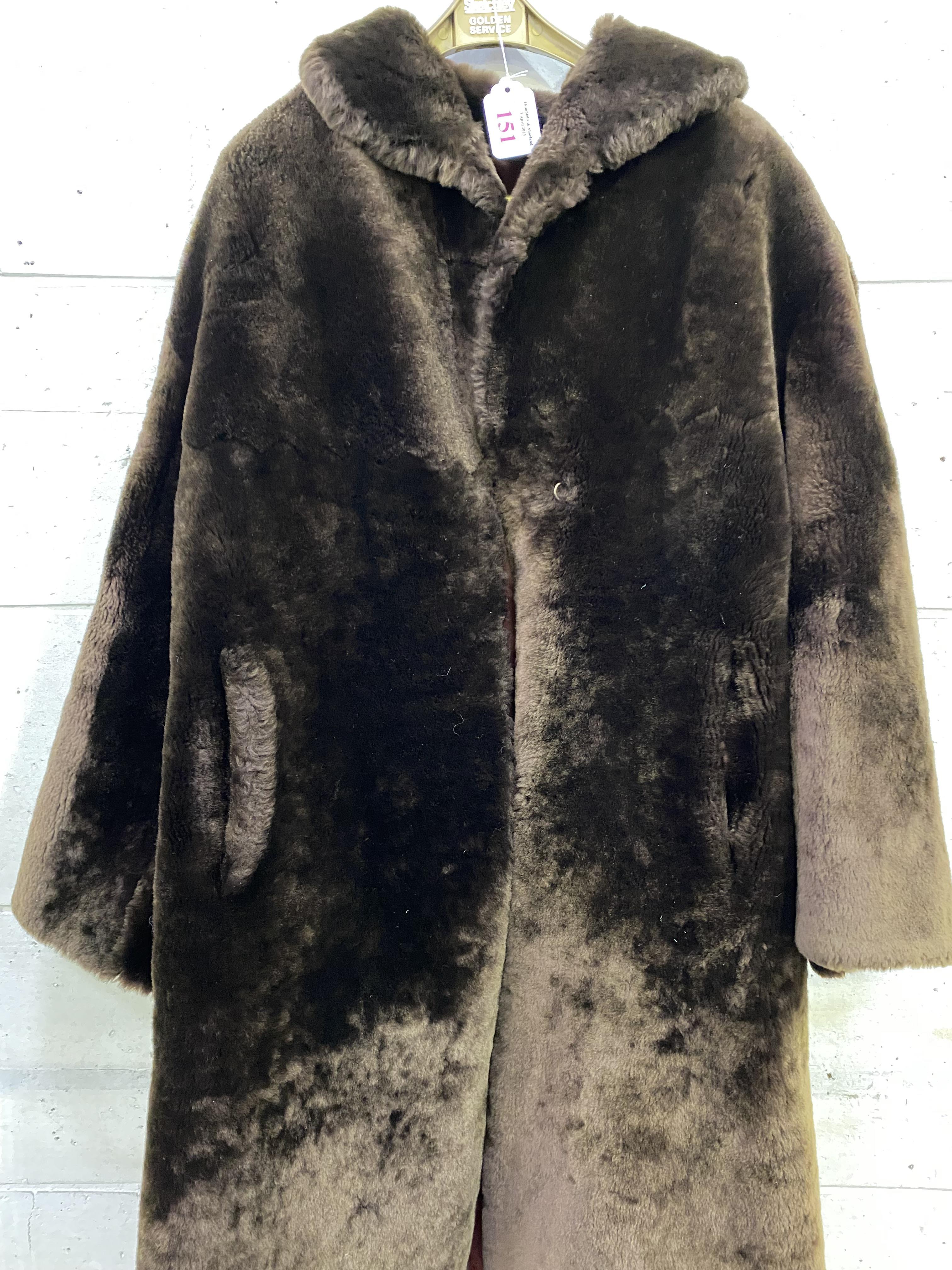 Full length bearskin coat - Image 2 of 5