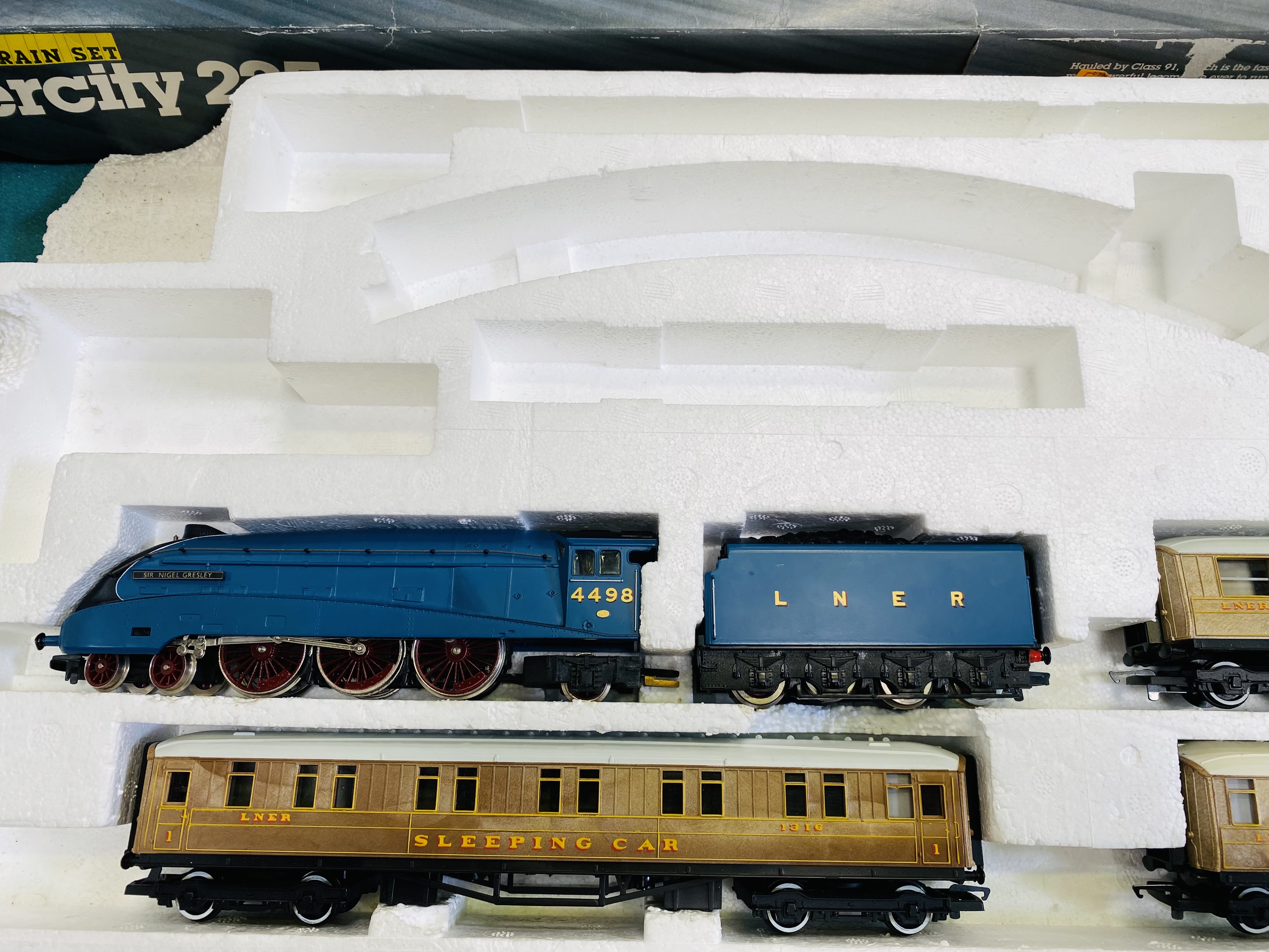 Two Hornby part train sets - Image 2 of 6